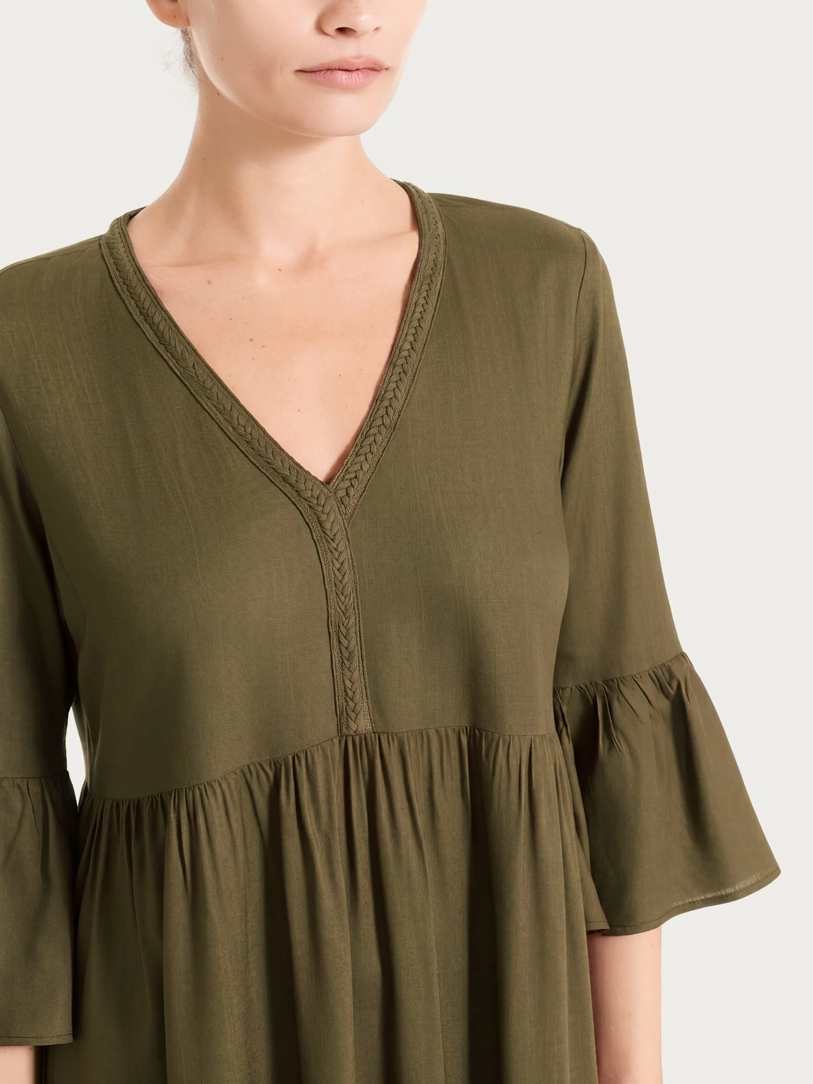 Abito lungo con balze in Mussola Slub - Dark Olive - Image 3