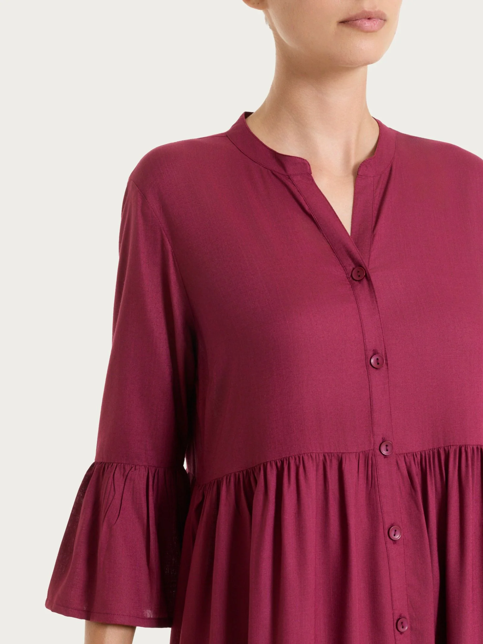 Abito lungo e aperto con balze in Mussola Slub - Beet Red - Image 3