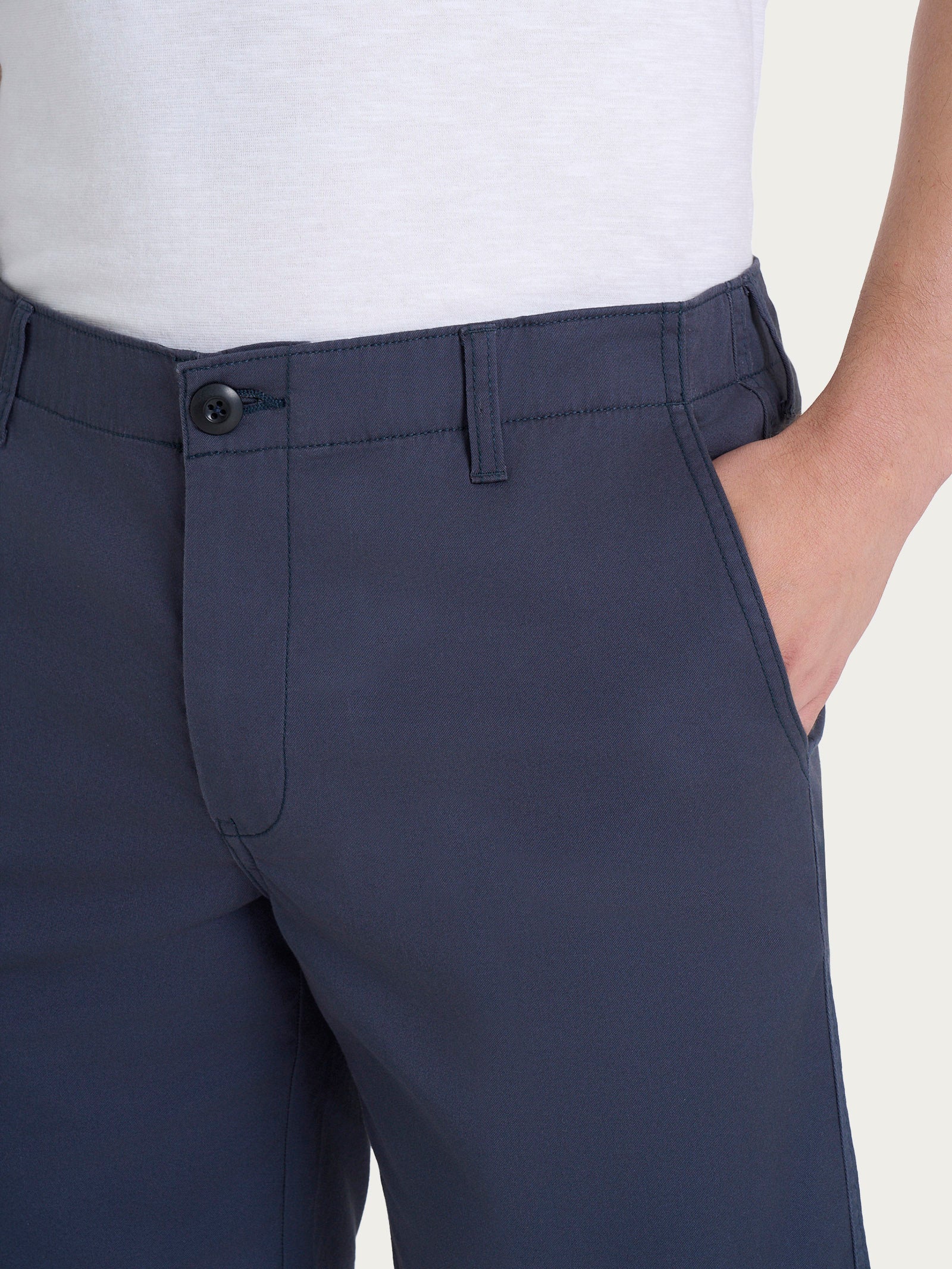 Bermuda con tasche in Summer Twill - India Ink - Image 3