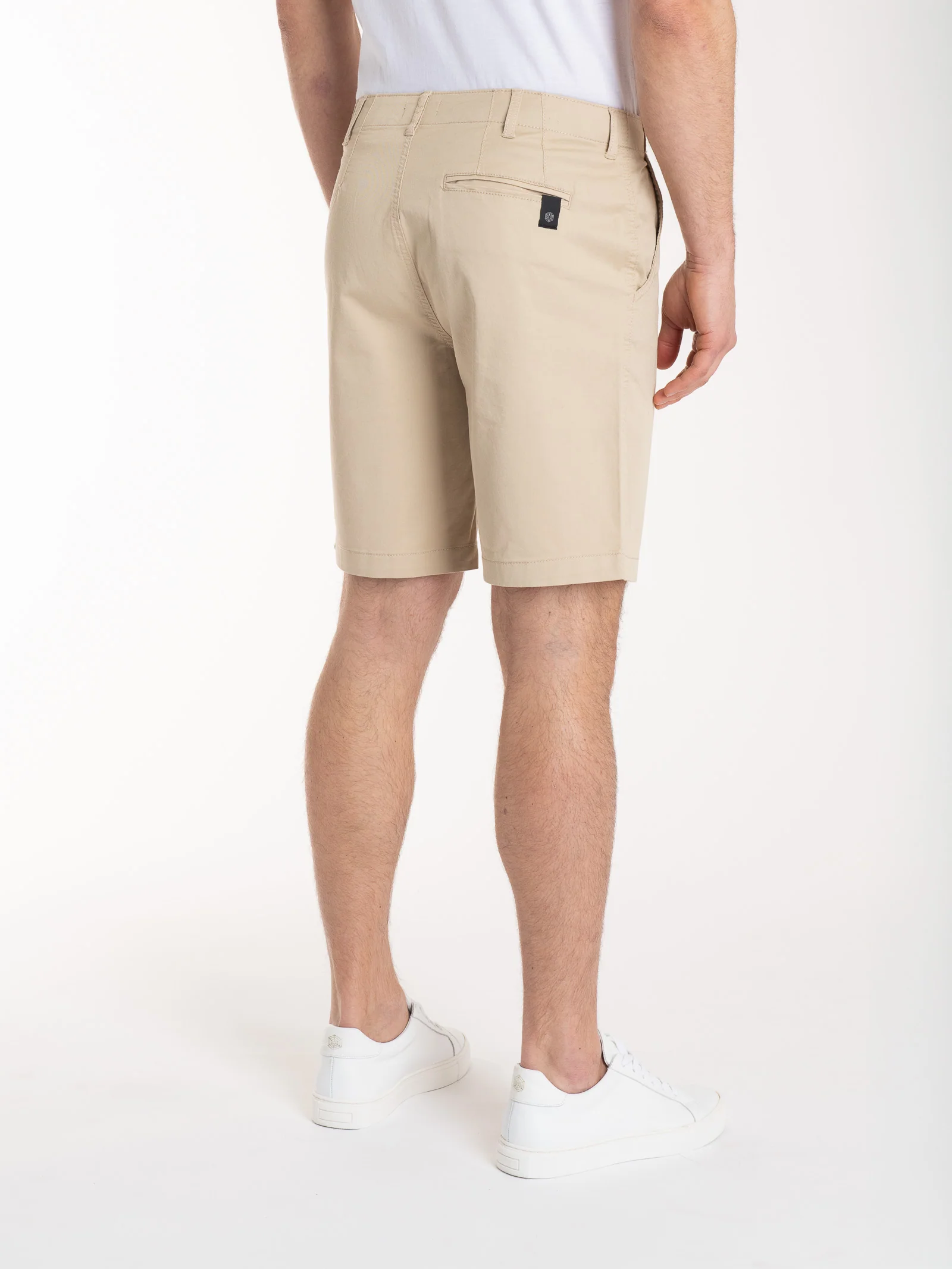 Bermuda con tasche in Summer Twill - Irish Cream - Image 2