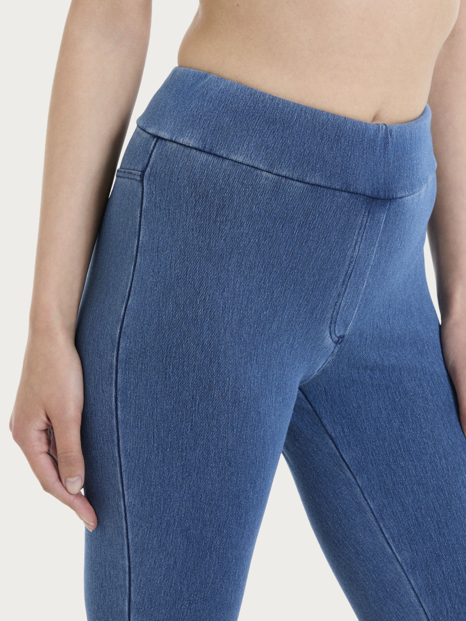 beYOUtiful Homewear – Leggings a pinocchietto in maglia denim - Jeans - Image 3
