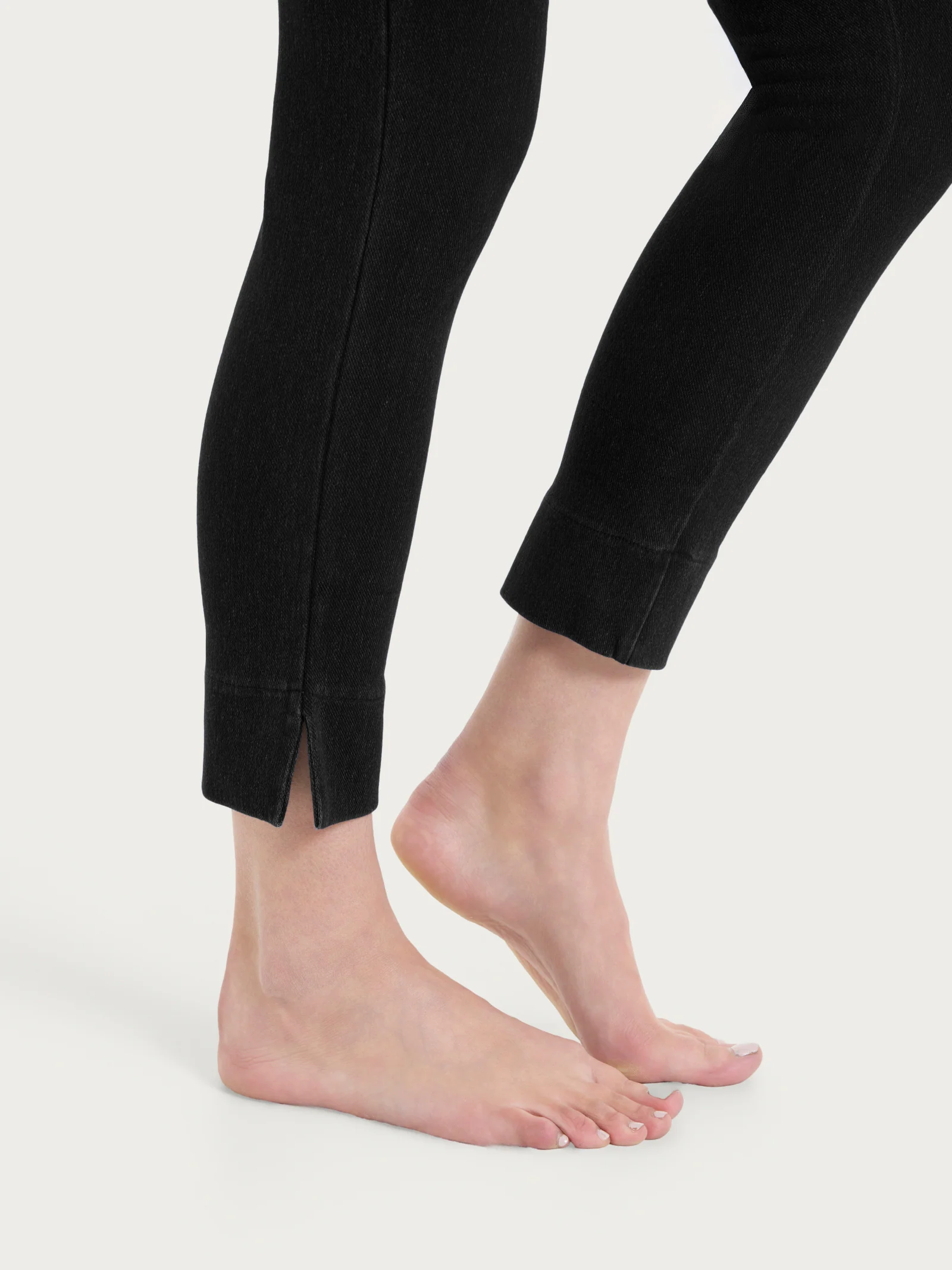 beYOUtiful Homewear – Leggings capri in maglia denim - Nero - Image 3