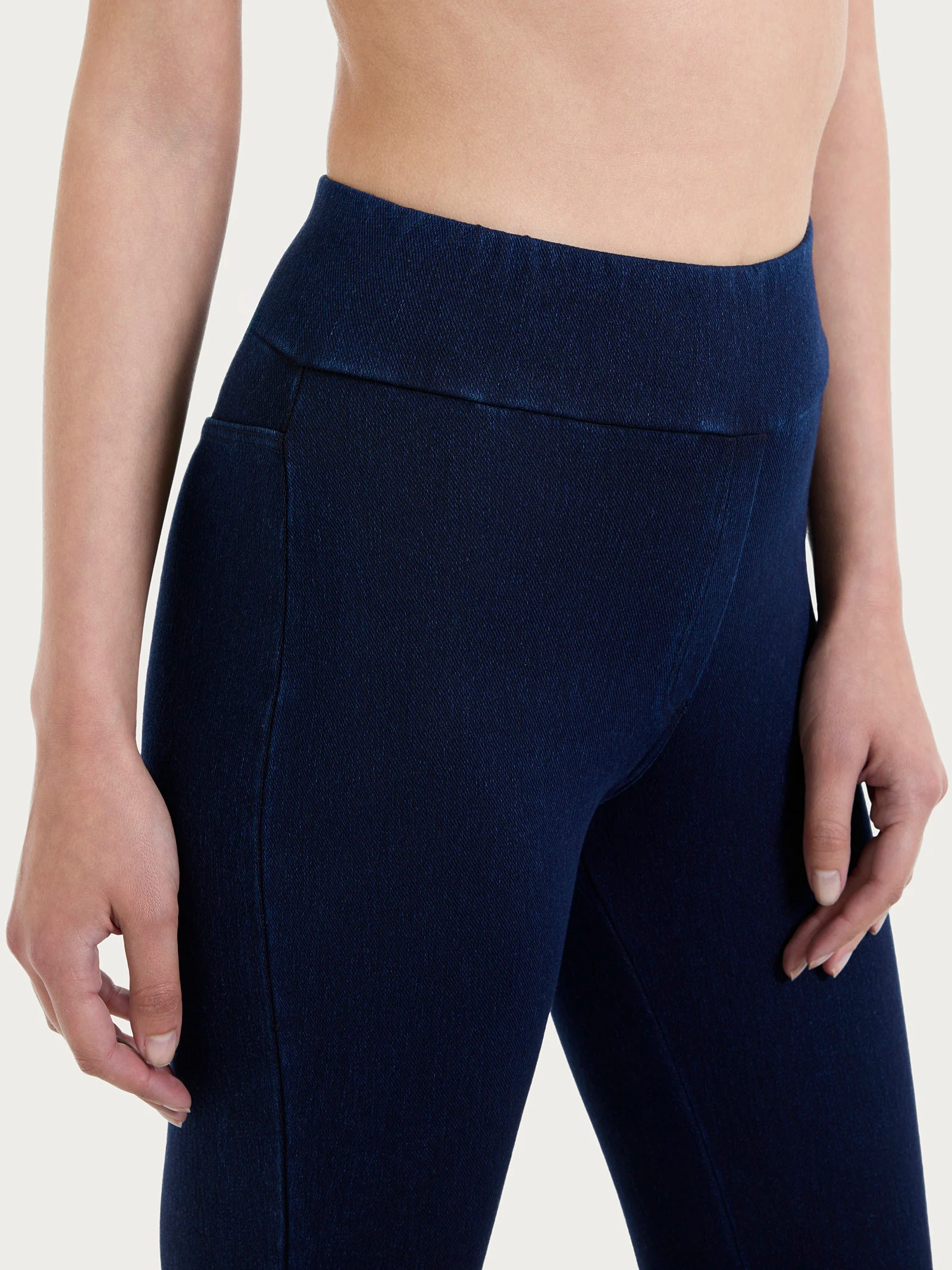 beYOUtiful Homewear – Leggings capri in maglia denim - Bleu - Image 4