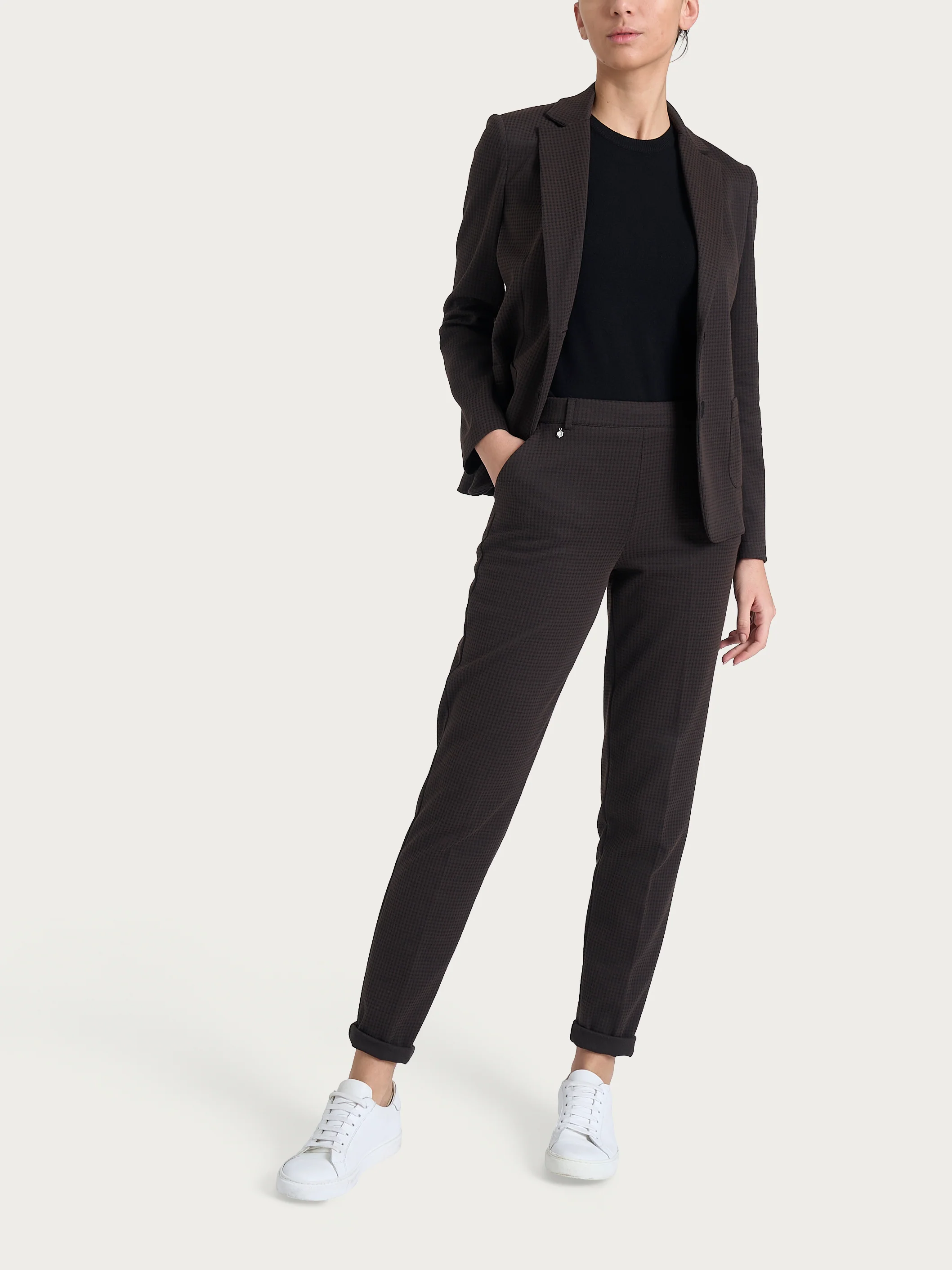 Blazer con due bottoni e micro check in Eco Jacquard - Fant. Chocolate Torte - Image 5