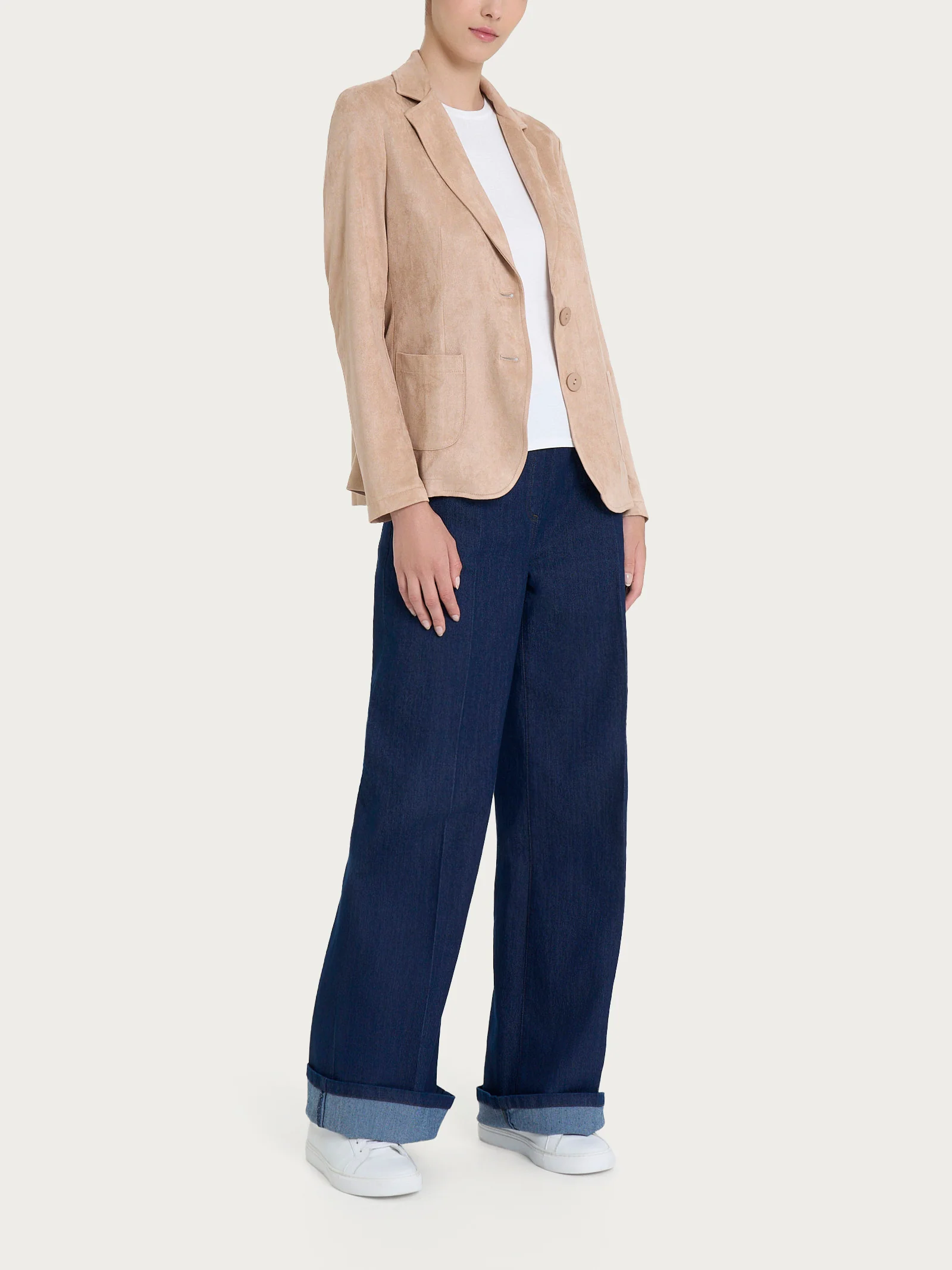 Blazer con due bottoni in Eco Suede - Warm Taupe - Image 4