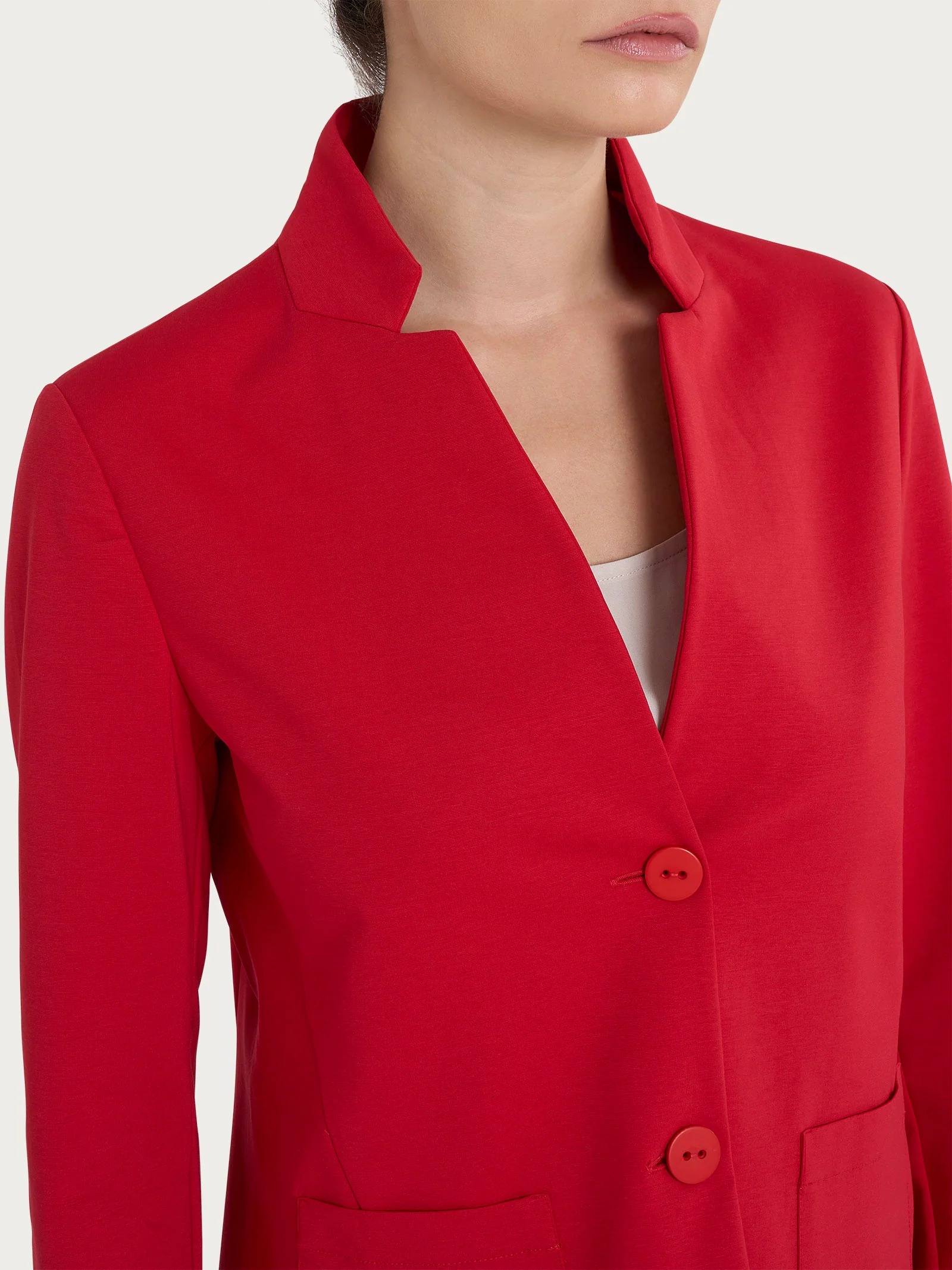 Blazer corto con revers alzato in Compact Light - Salsa - Image 3