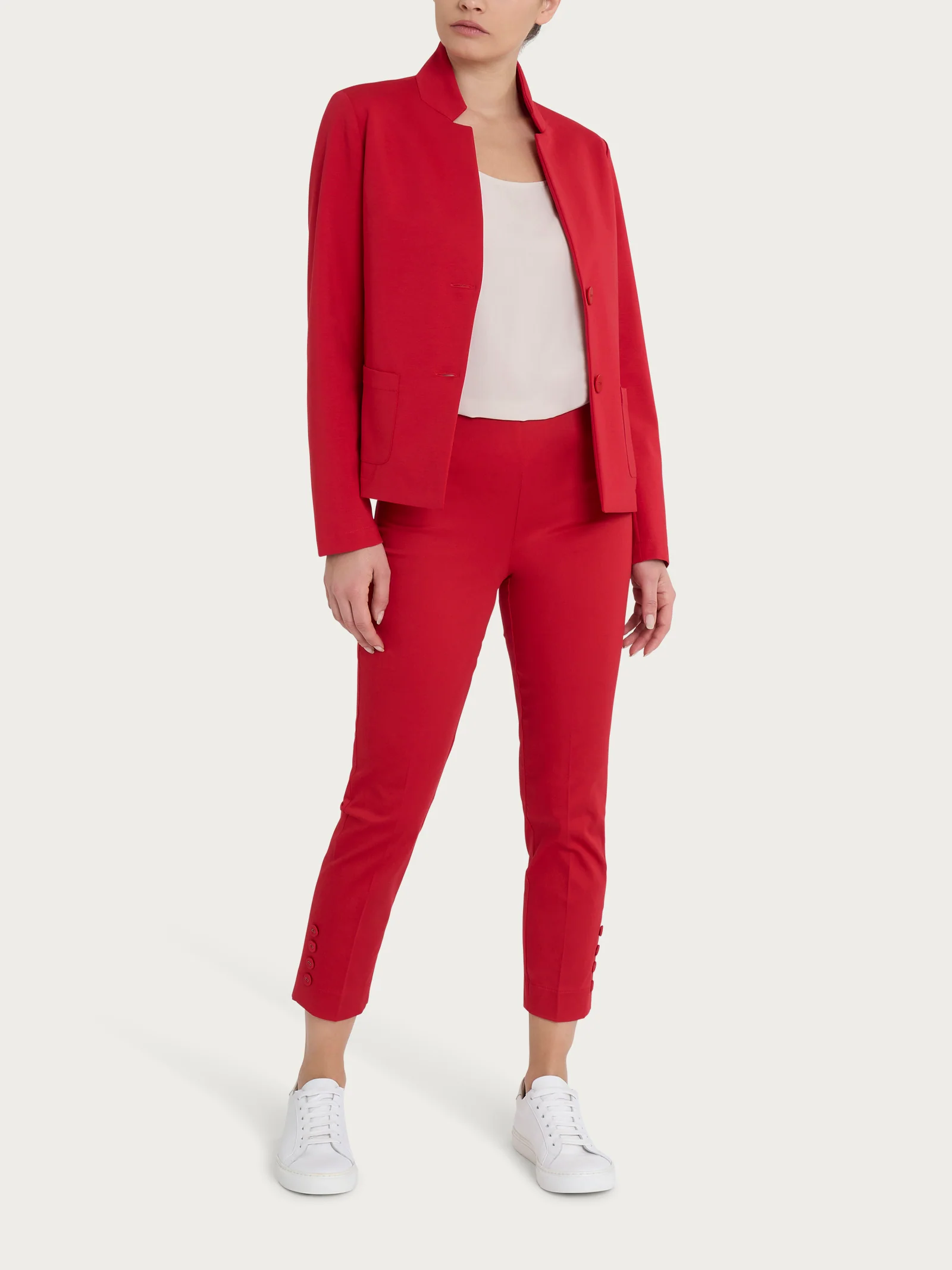 Blazer corto con revers alzato in Compact Light - Salsa - Image 4