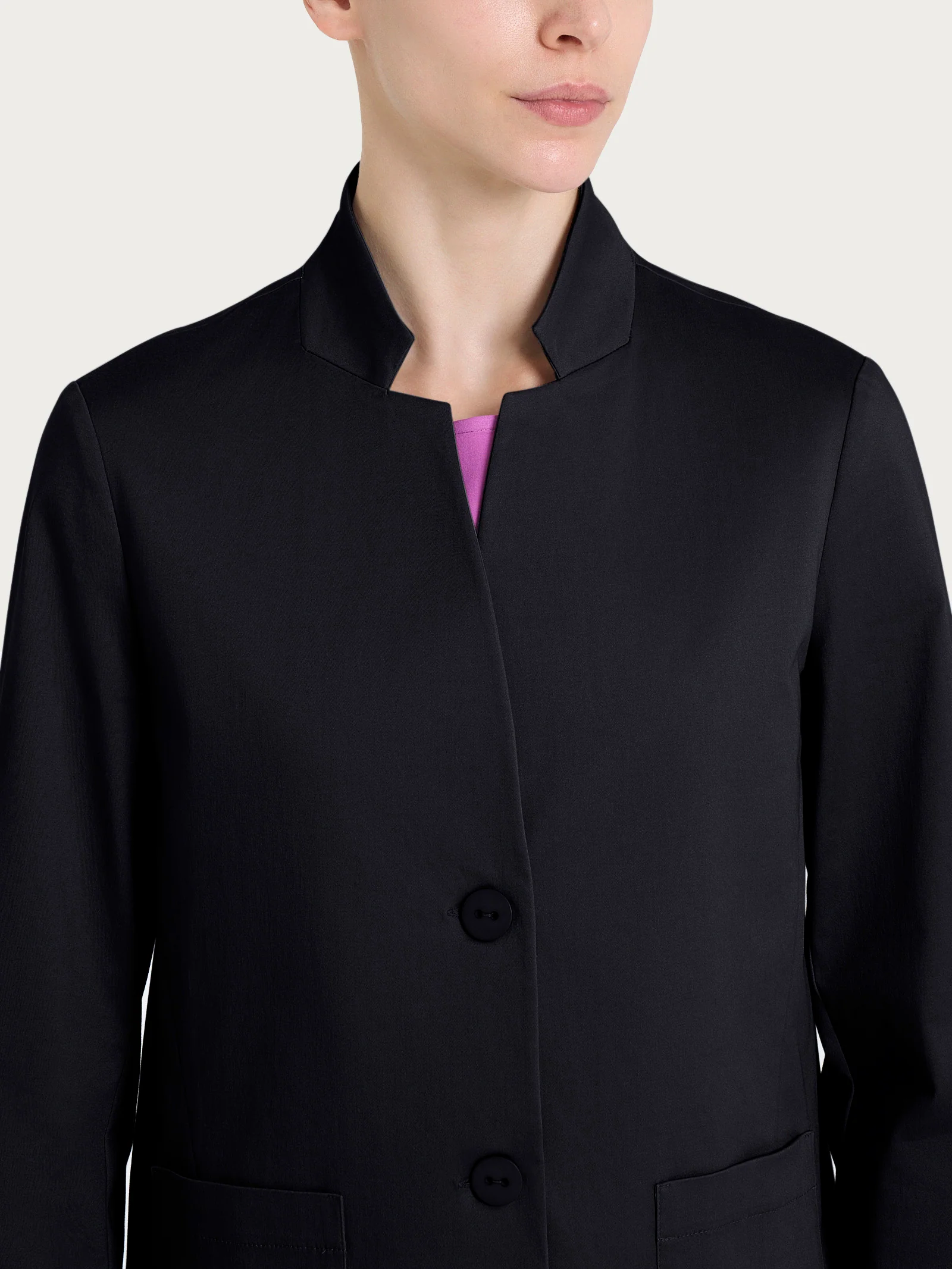 Blazer corto in Satin Power - Nero - Image 3