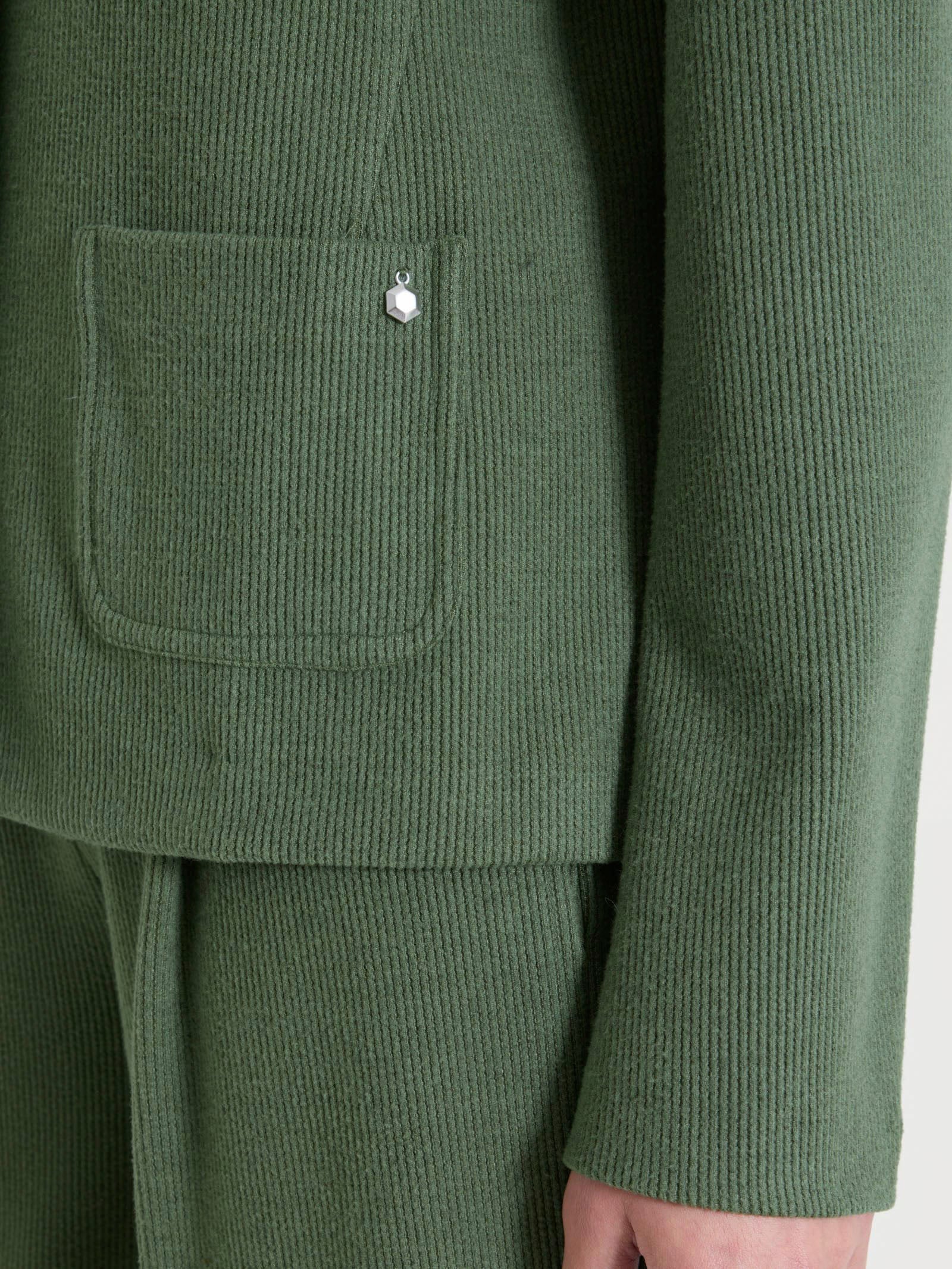 Blazer corto in Velvet - Bronze Green - Image 3