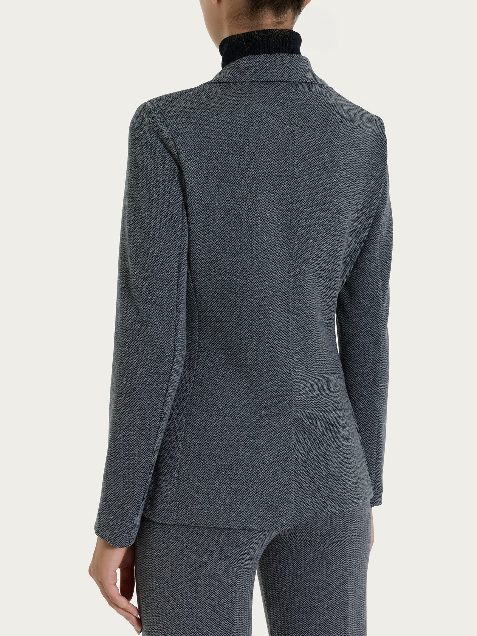 Blazer due bottoni con fantasia a spina di pesce in Eco Jacquard - Fant.Ardesia Mel. - Image 2