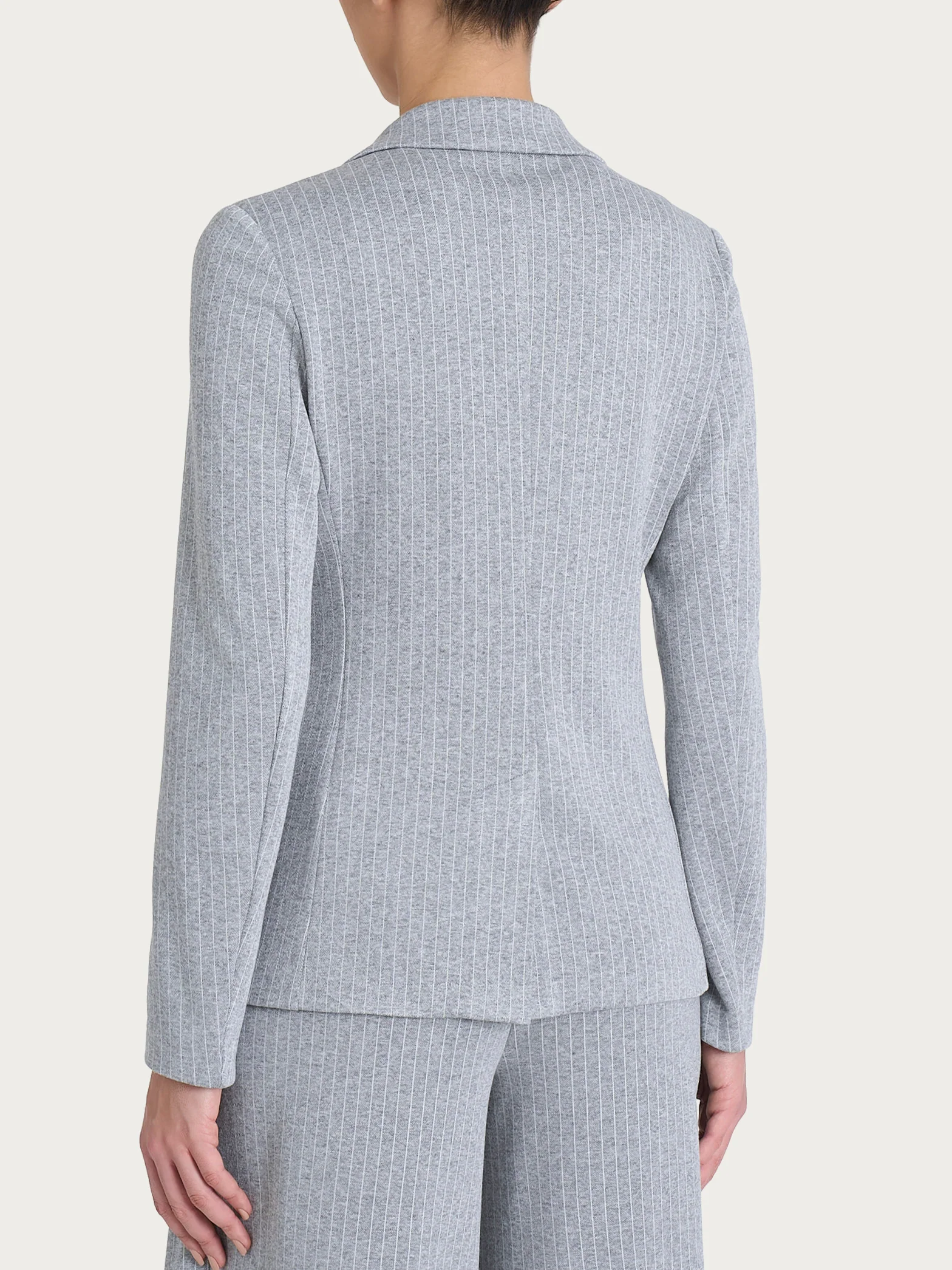 Blazer gessato con due bottoni in Eco Jacquard - Fant.Grigio Mel. - Image 2