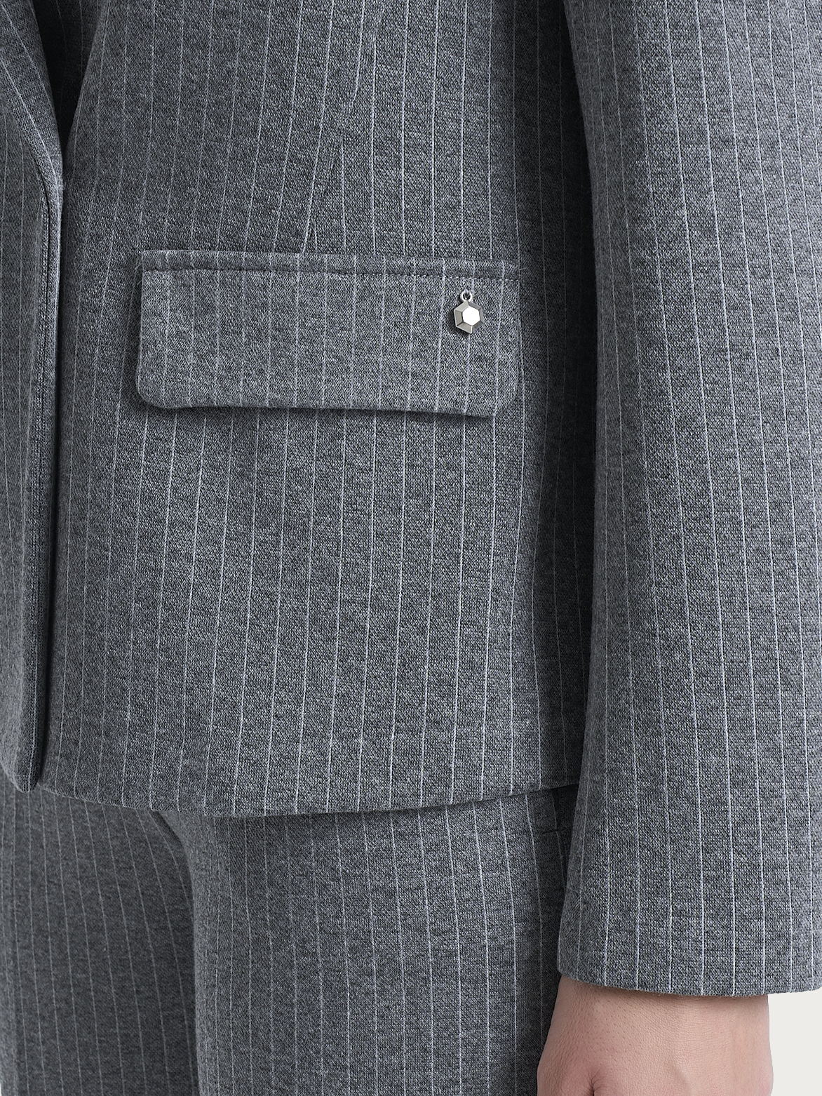 Blazer gessato doppio petto in Eco Jacquard - Fant.Ardesia Mel. - Image 3