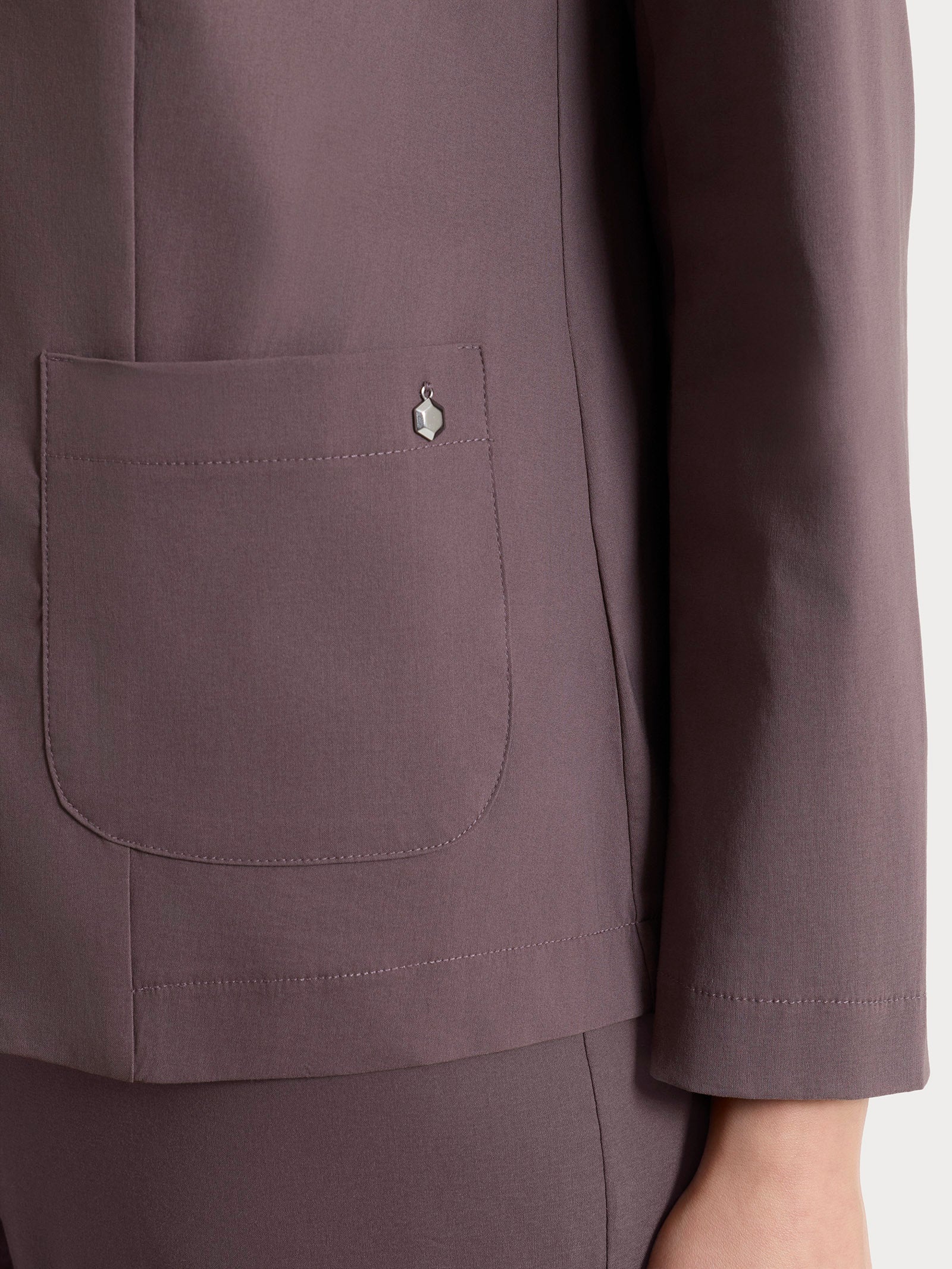 Blazer leggero con chiusura a due bottoni in Super Fresh - Plum Truffle - Image 3