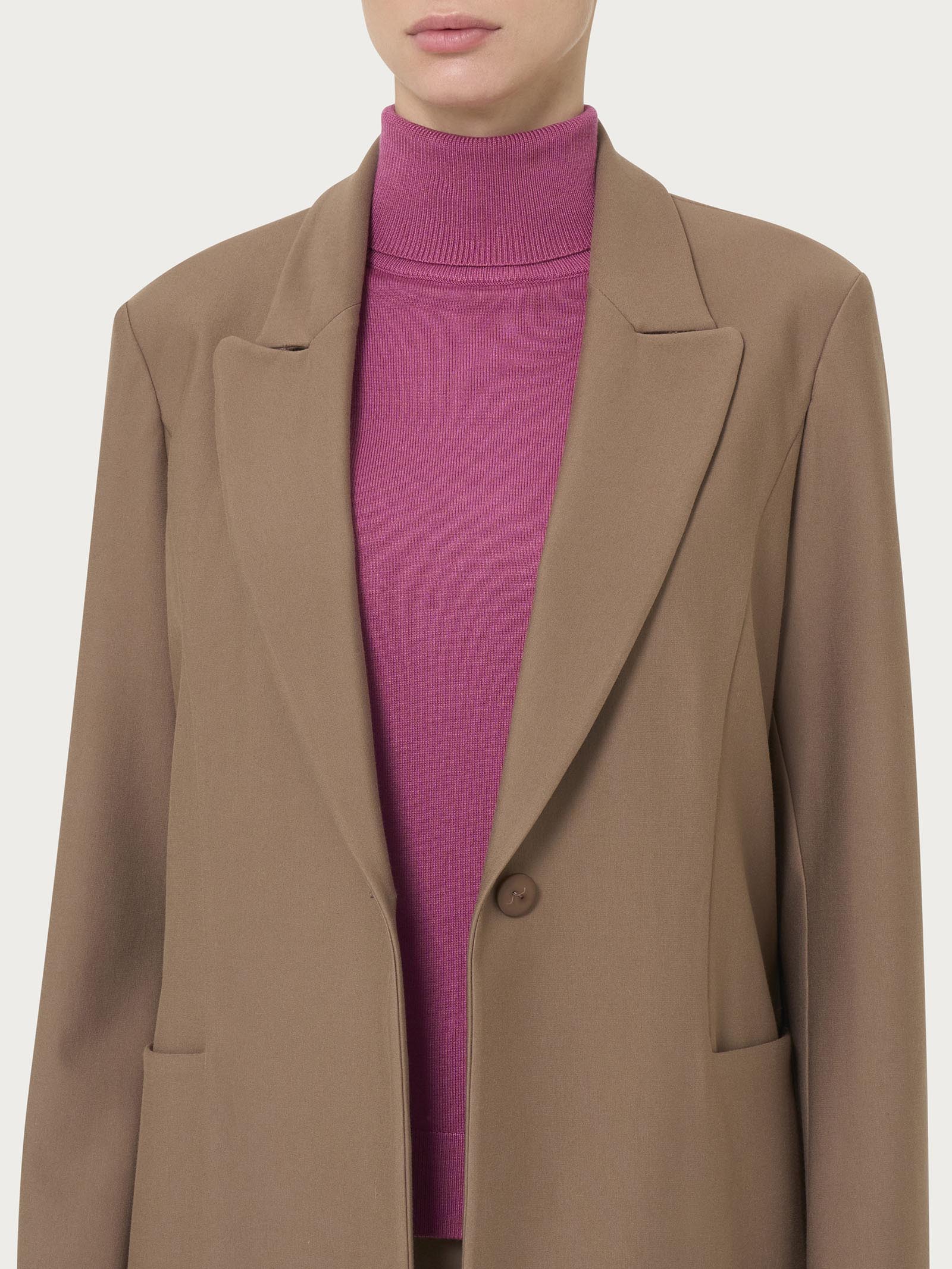Blazer over con rever a lancia in Compact - Pine Bark - Image 3