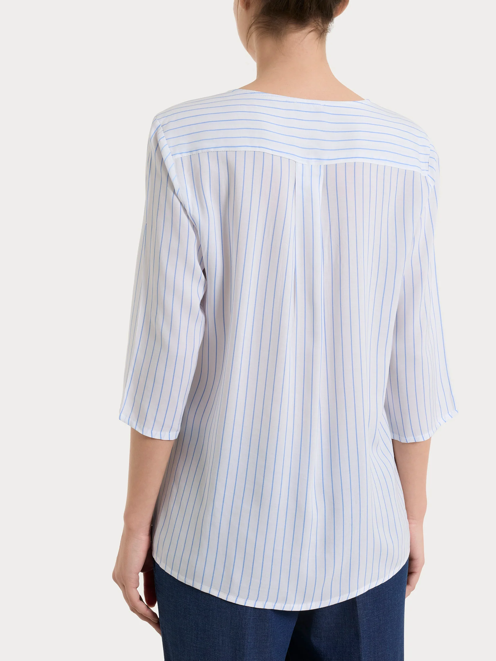 Blusa a righe in EcoSeta - Fant. Bel Air Blue - Image 2