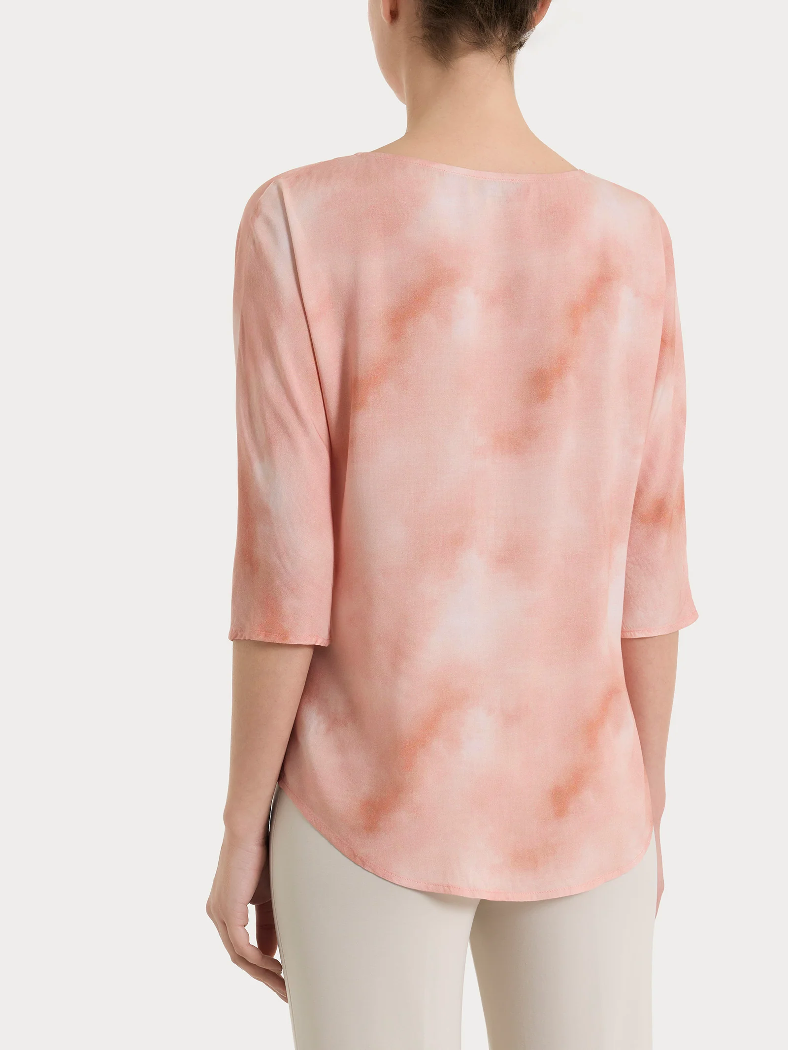 Blusa con manica 3/4 e fantasia in EcoSeta - Fant. Cameo Rose - Image 2