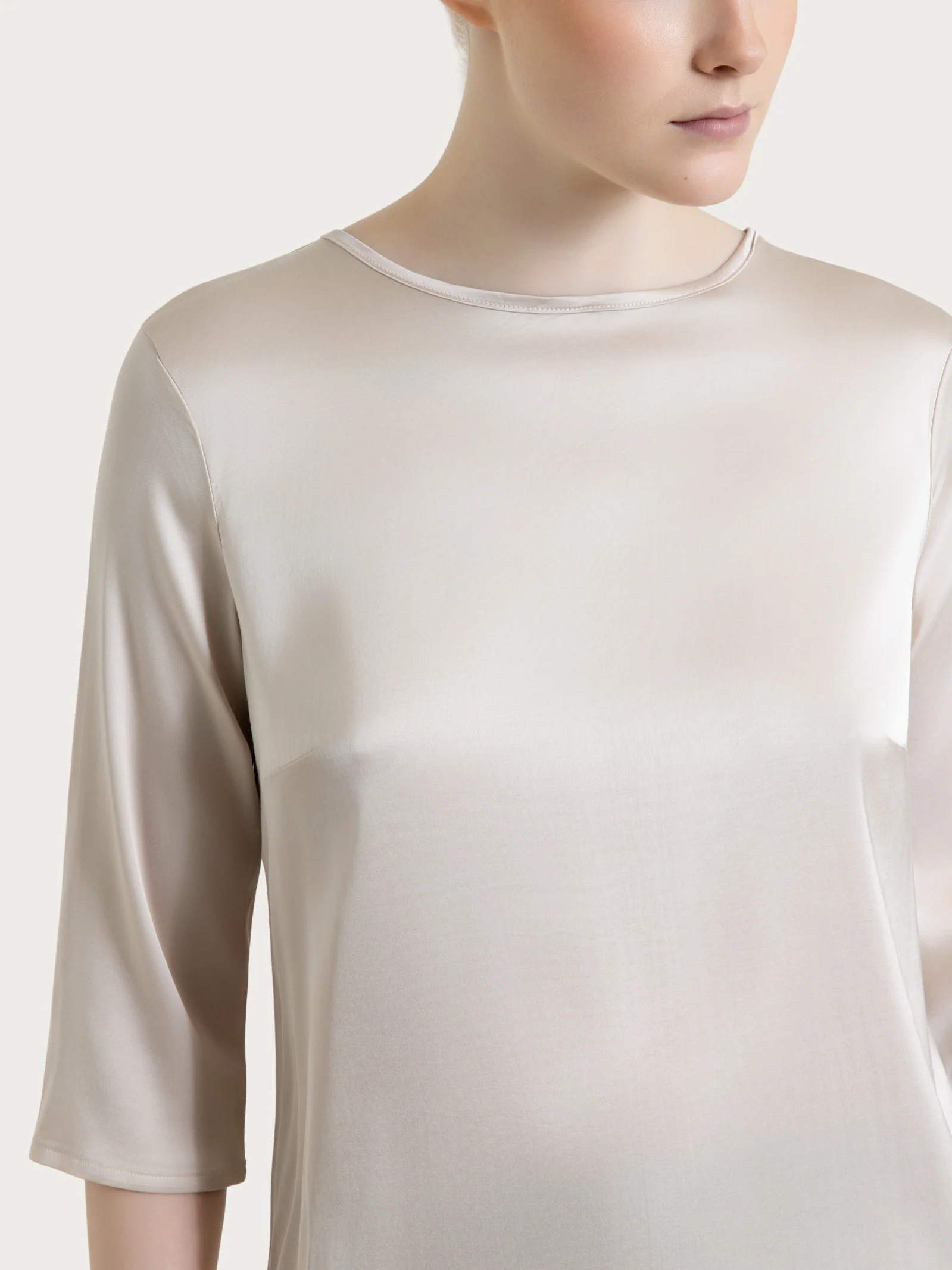 Blusa con manica 3/4 in Stretch Satin - Champignon - Image 3
