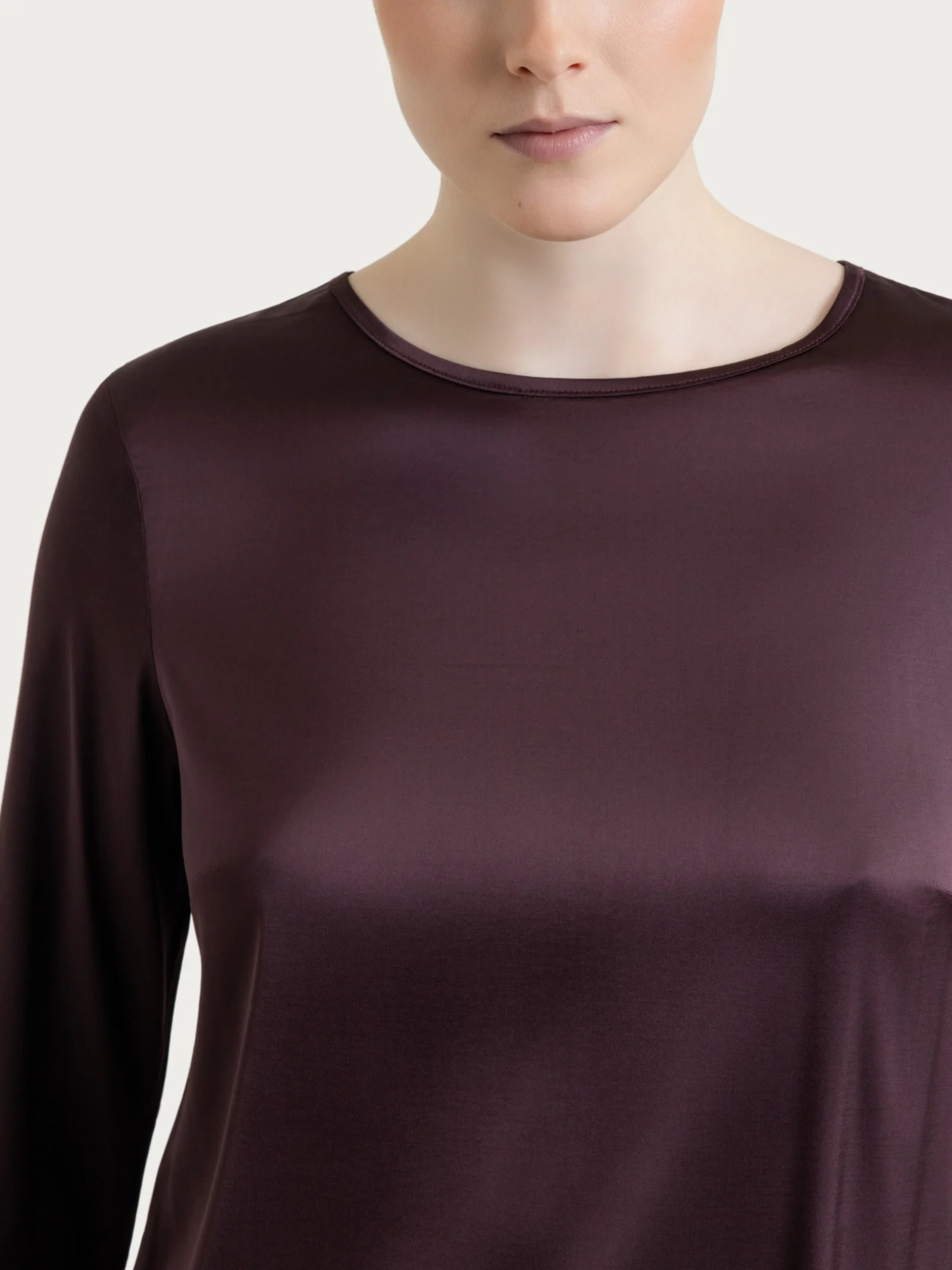 Blusa con manica 3/4 in Stretch Satin - Plum Truffle - Image 4