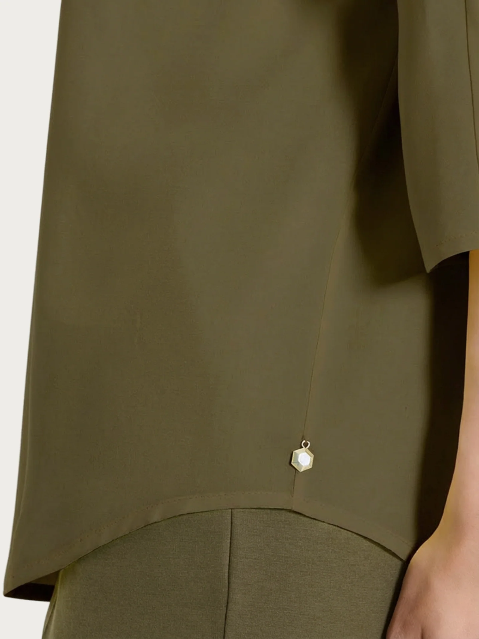 Blusa con manica 3/4 in Voile Stretch - Dark Olive - Image 3