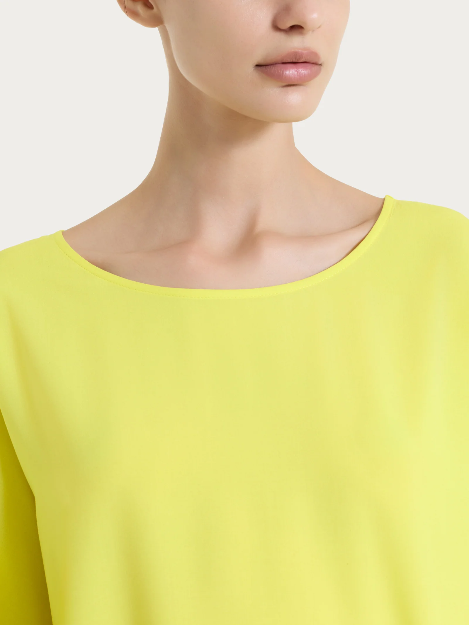 Blusa con manica 3/4 in Voile Stretch - Acacia - Image 4