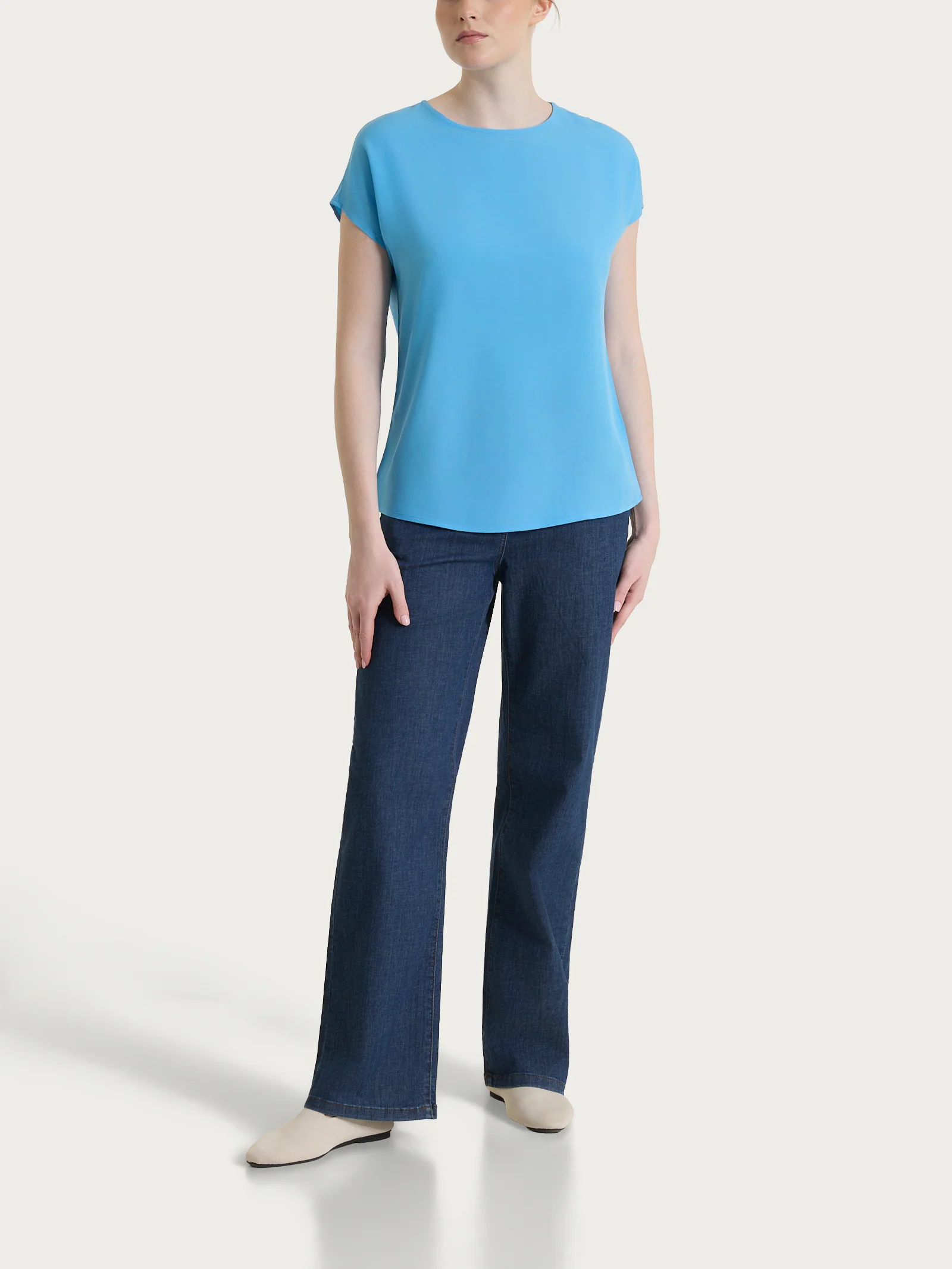 Blusa con manica Kimono in Ecoseta - Azure Blue - Image 4
