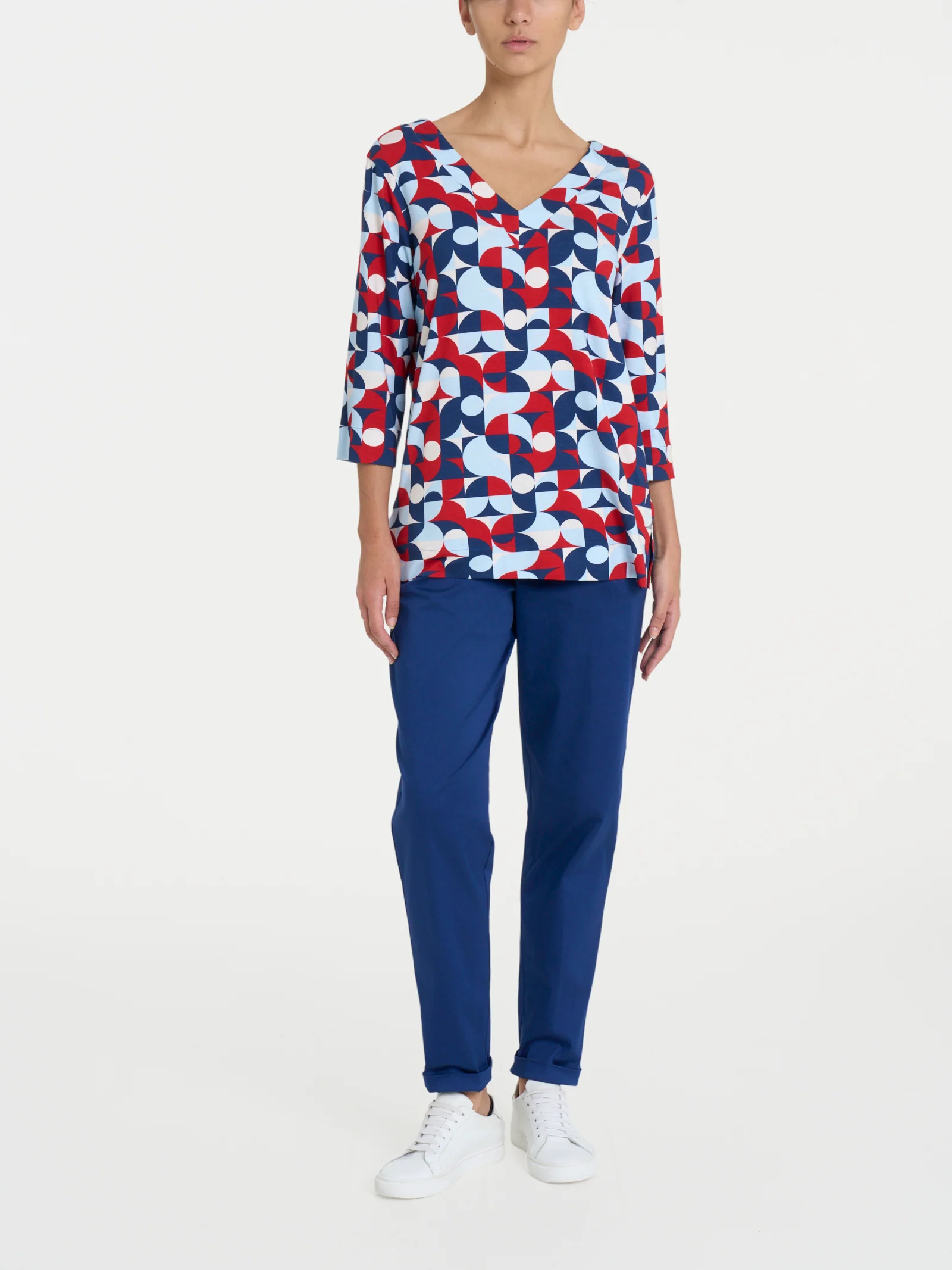 Blusa con scollo a V e geometric pattern in Viscosa Summer - Fant. Skyway - Image 4
