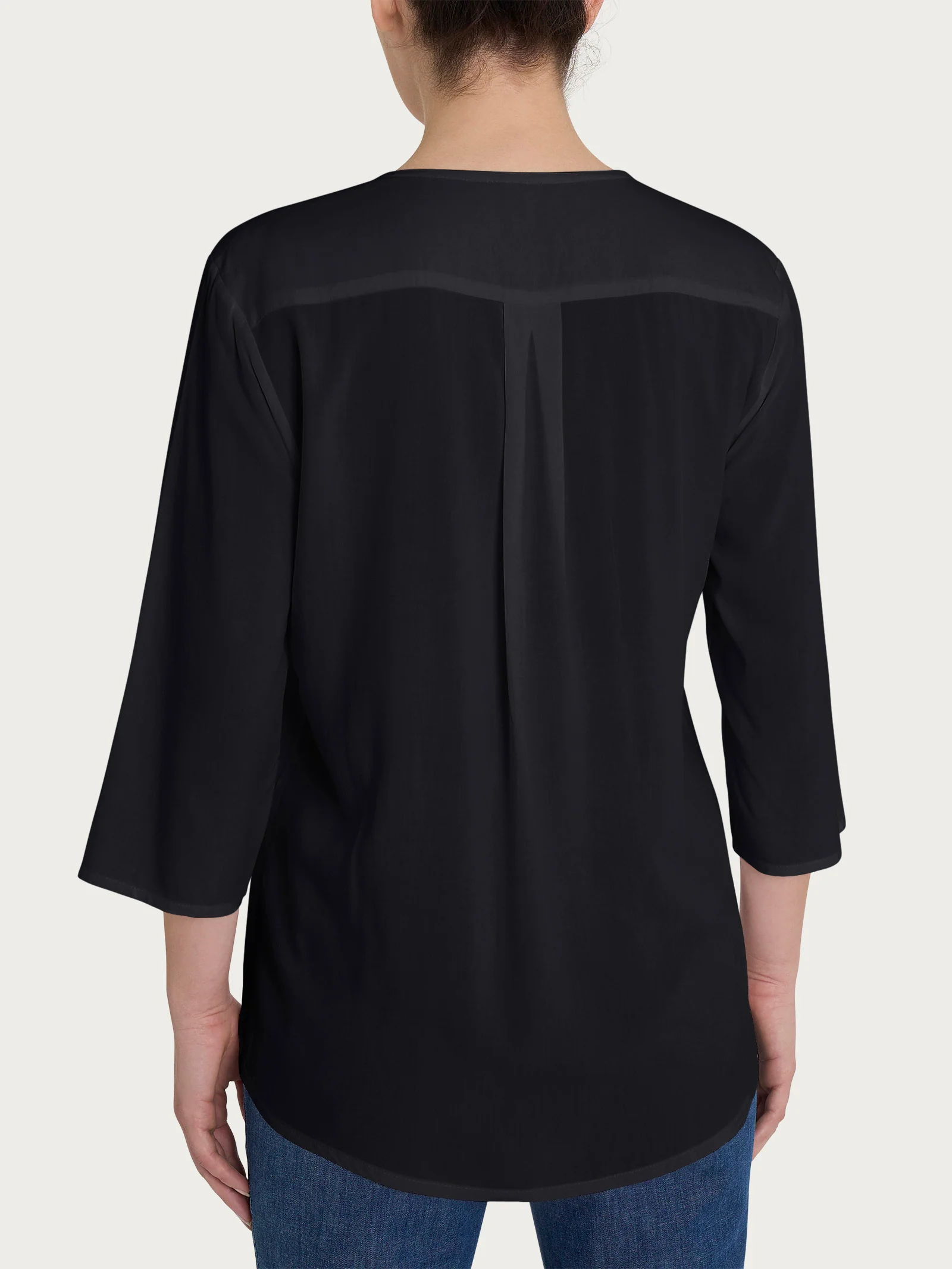 Blusa con scollo a V e manica 3/4 in Ecoseta - Nero - Image 2