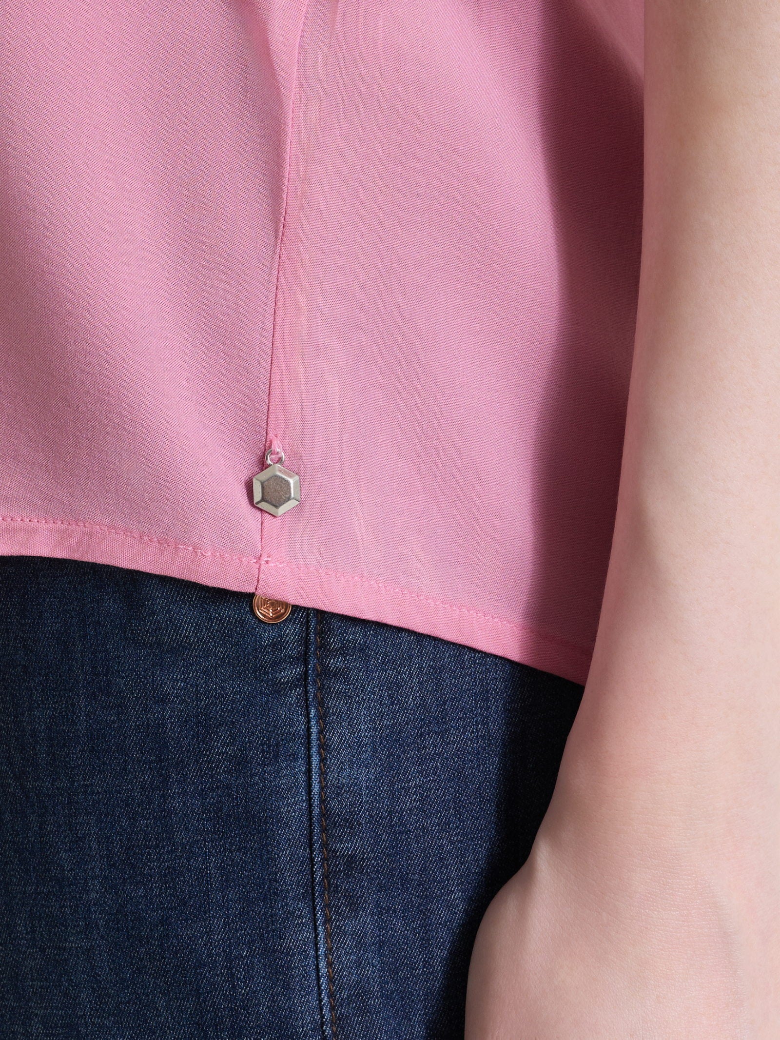 Blusa con scollo a V in Voile Stretch - Cashmere Rose - Image 4