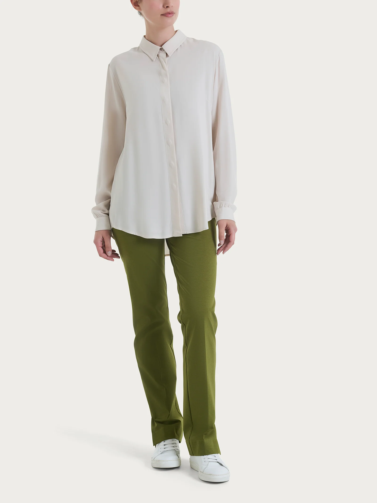 Camicia a manica lunga in Ecoseta - Champignon - Image 4