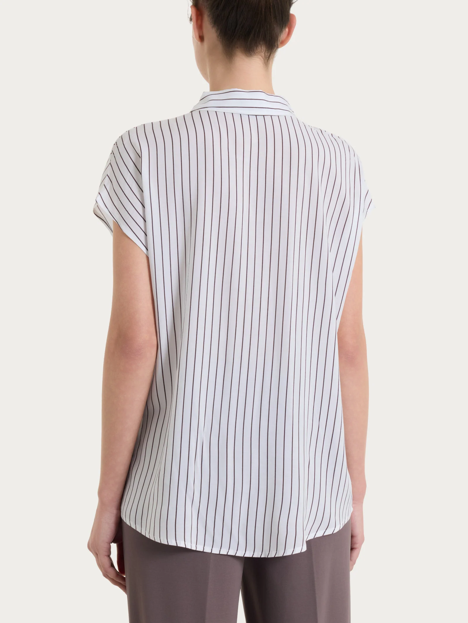 Camicia a righe con manica corta in Ecoseta - Fant. Raisin - Image 2