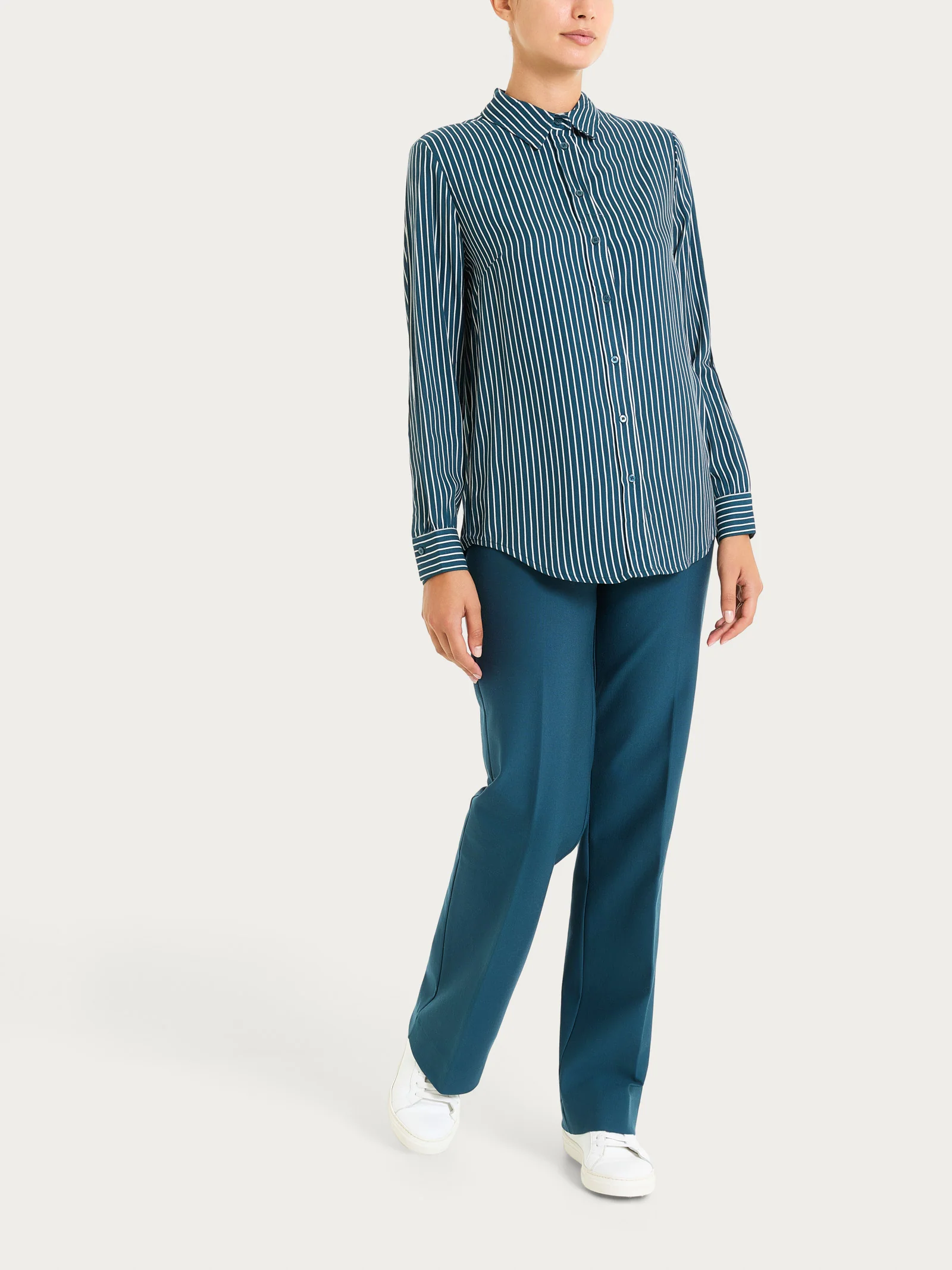 Camicia a righe in Winter EcoSeta - Fant. Reflecting Pond - Image 4