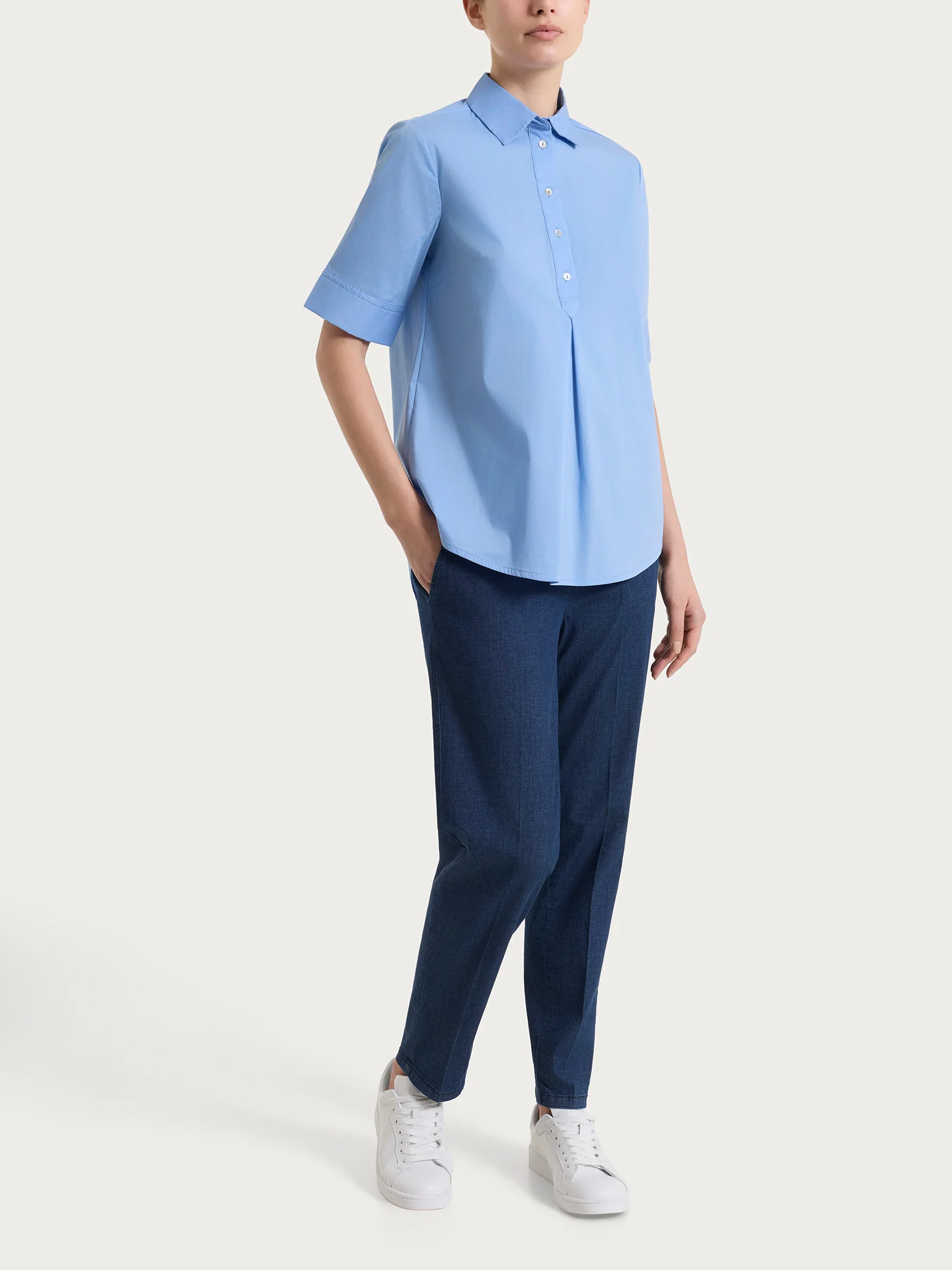 Camicia con collo a serafino in Poplin di cotone - Bel Air Blue - Image 5