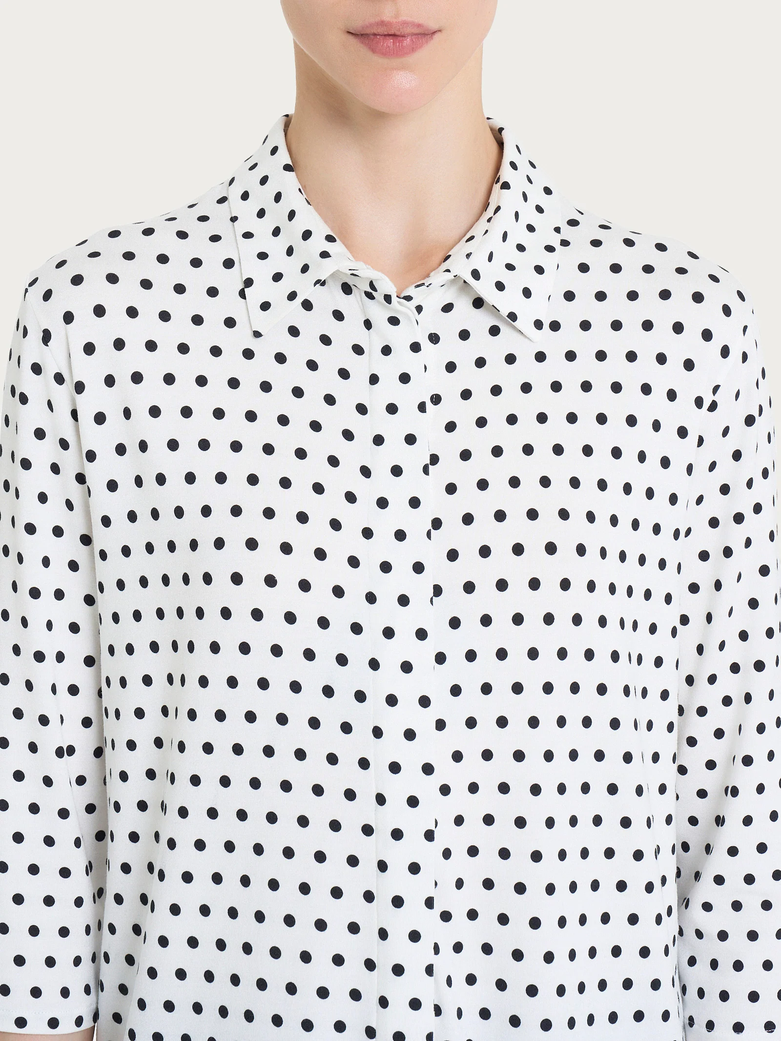 Camicia con dots e manica 3/4 in Viscosa Summer - Fant.Bianco - Image 3