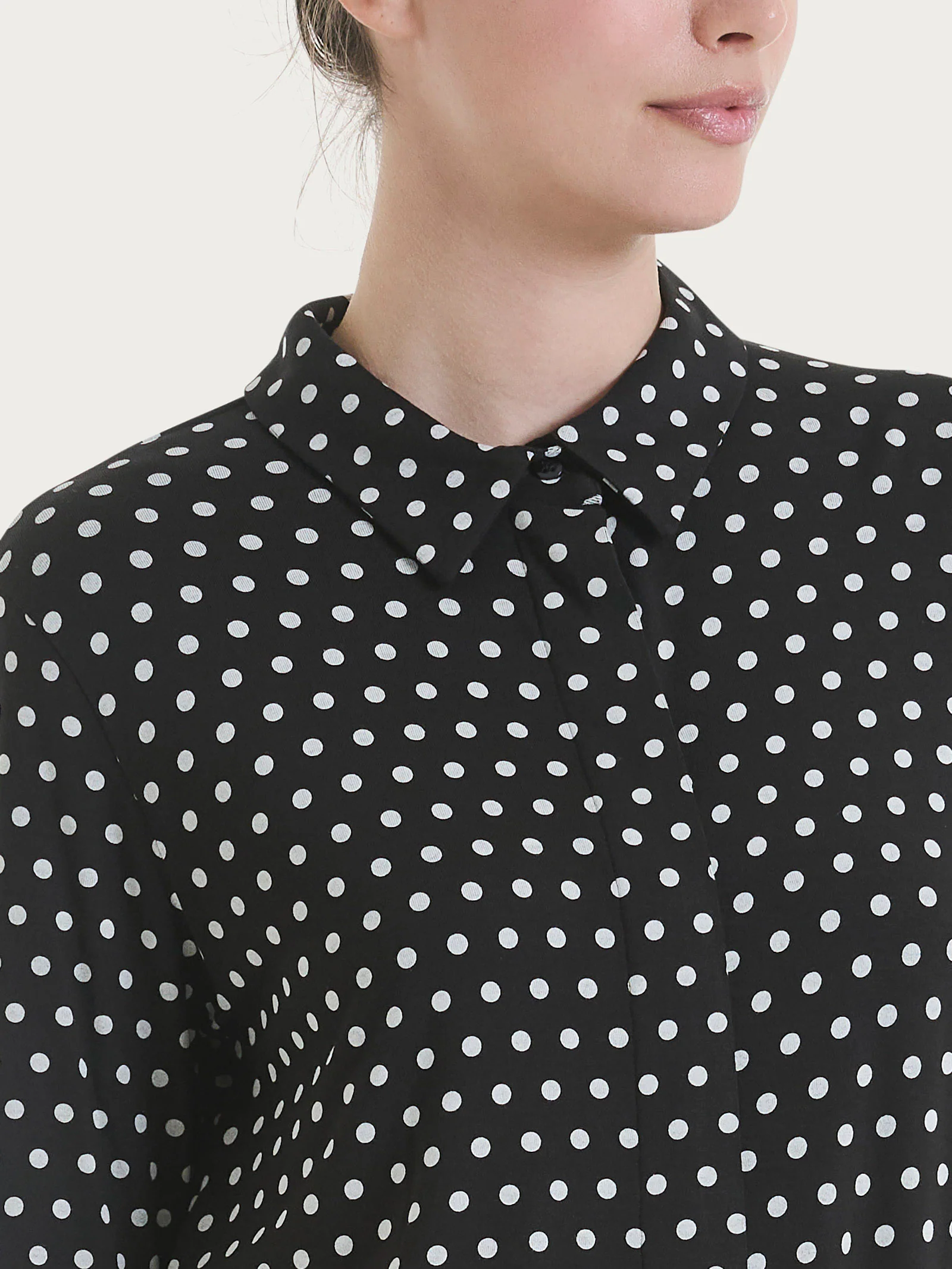 Camicia con dots e manica 3/4 in Viscosa Summer - Fant.Nero - Image 3
