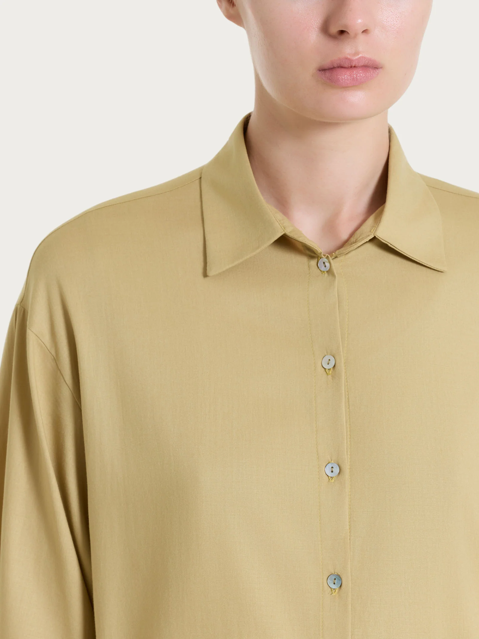Camicia con manica 3/4 in Voile Stretch - Khaki - Image 3