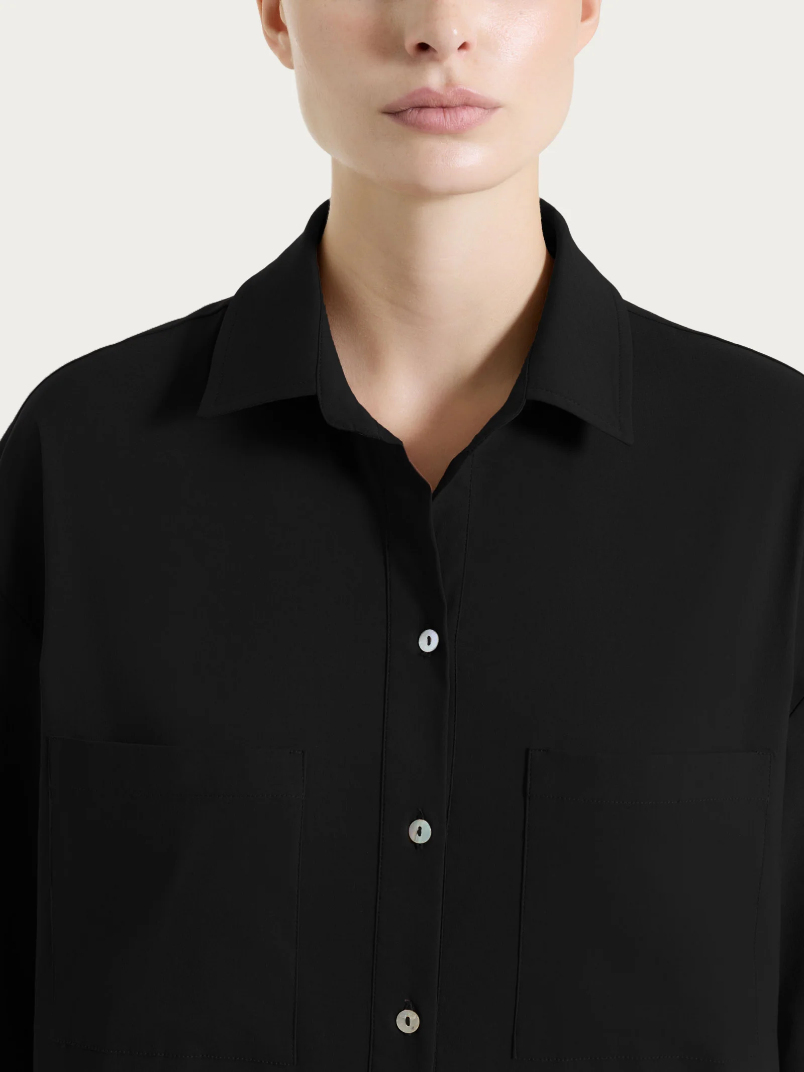 Camicia con manica corta in Super Fresh - Nero - Image 4