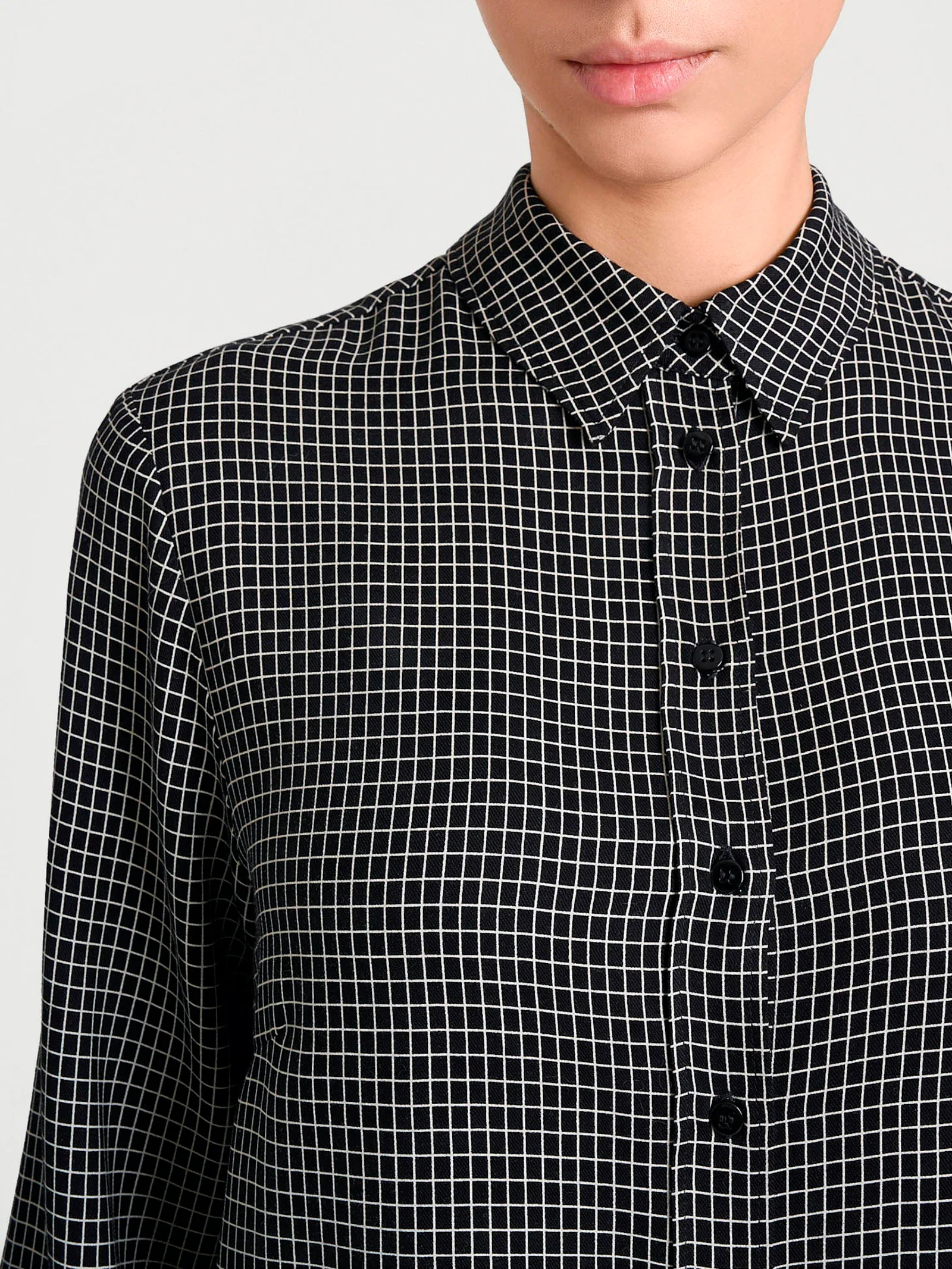 Camicia con micro check bicolor in Winter EcoSeta - Fant.Nero - Image 3