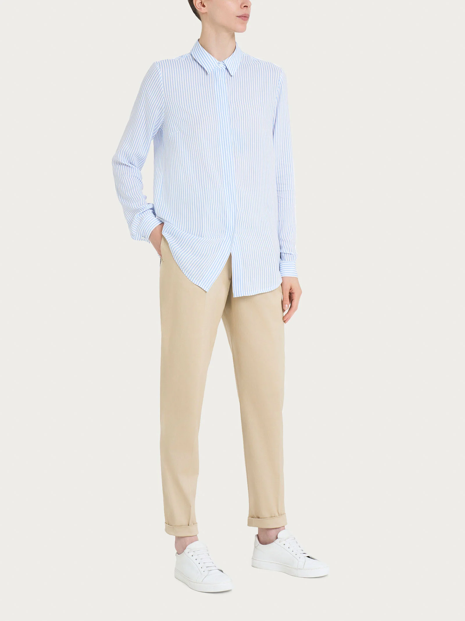 Camicia con stripes e manica lunga in Ecoseta - Fant. Lavender Lustre - Image 4