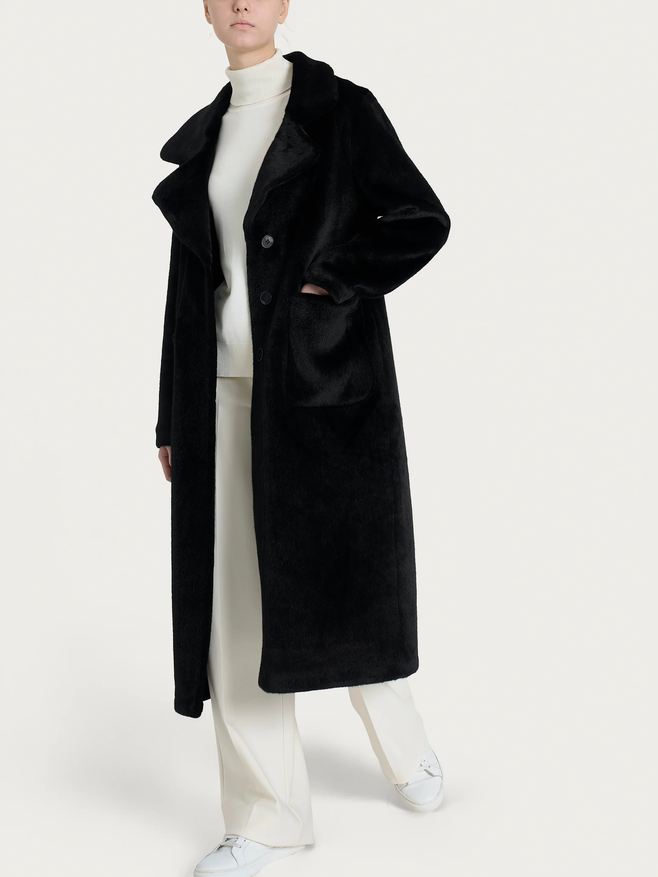 Cappotto lungo con revers double-face in Vegan Shearling - Nero - Image 10
