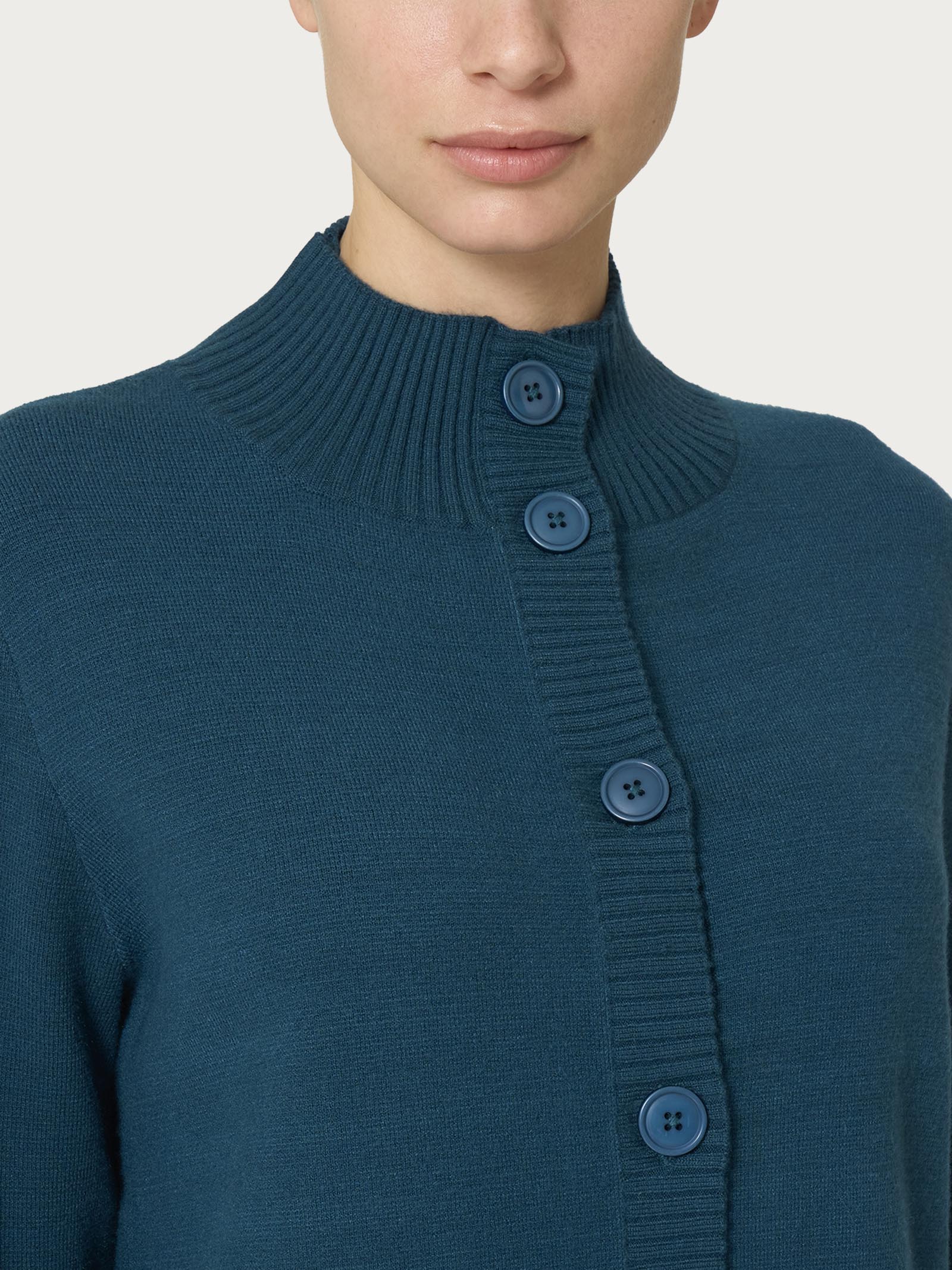 Cardigan aperto con bottoni in super soft - Reflecting Pond - Image 3