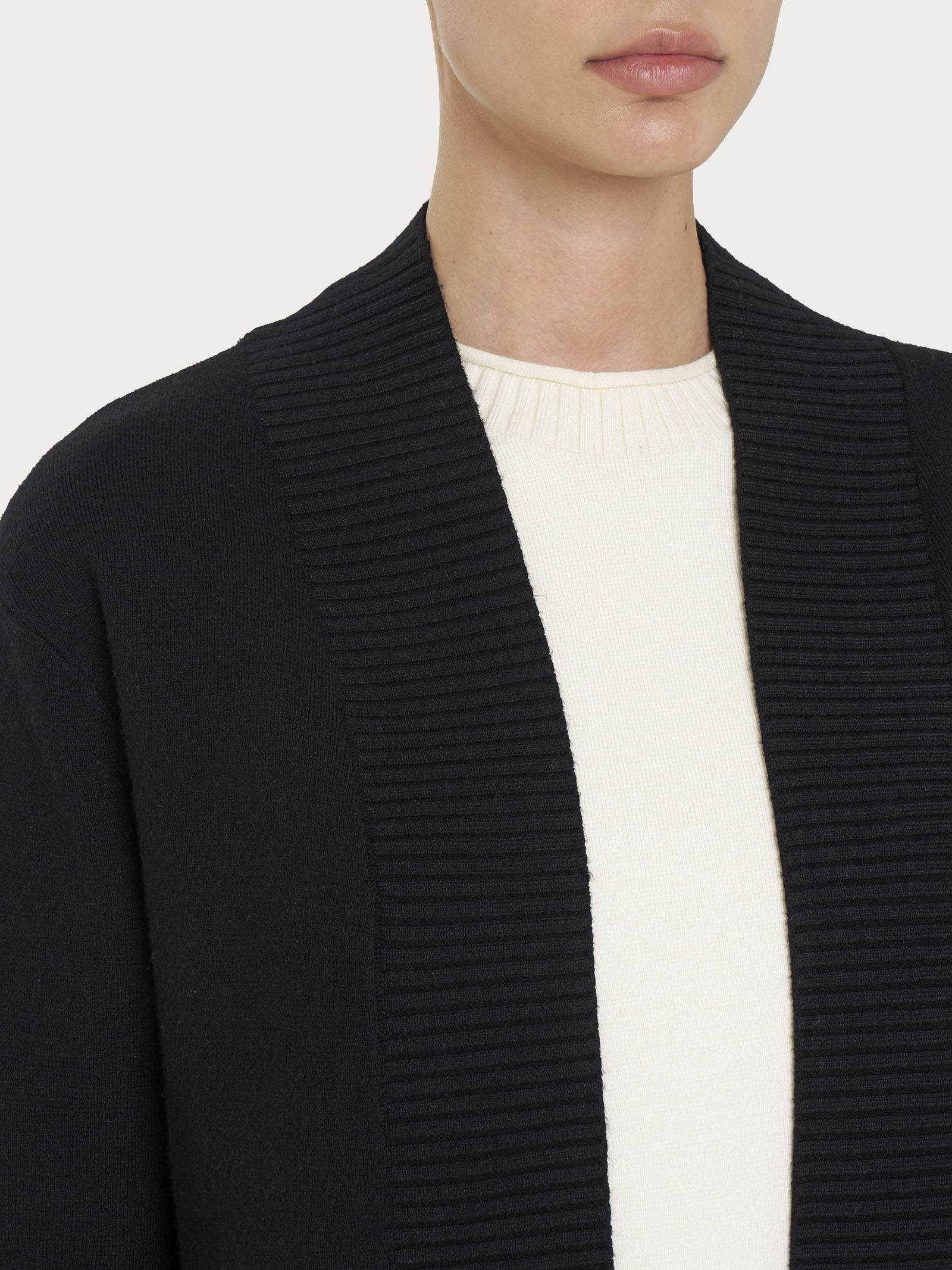 Cardigan aperto in Super Soft  - Nero - Image 3