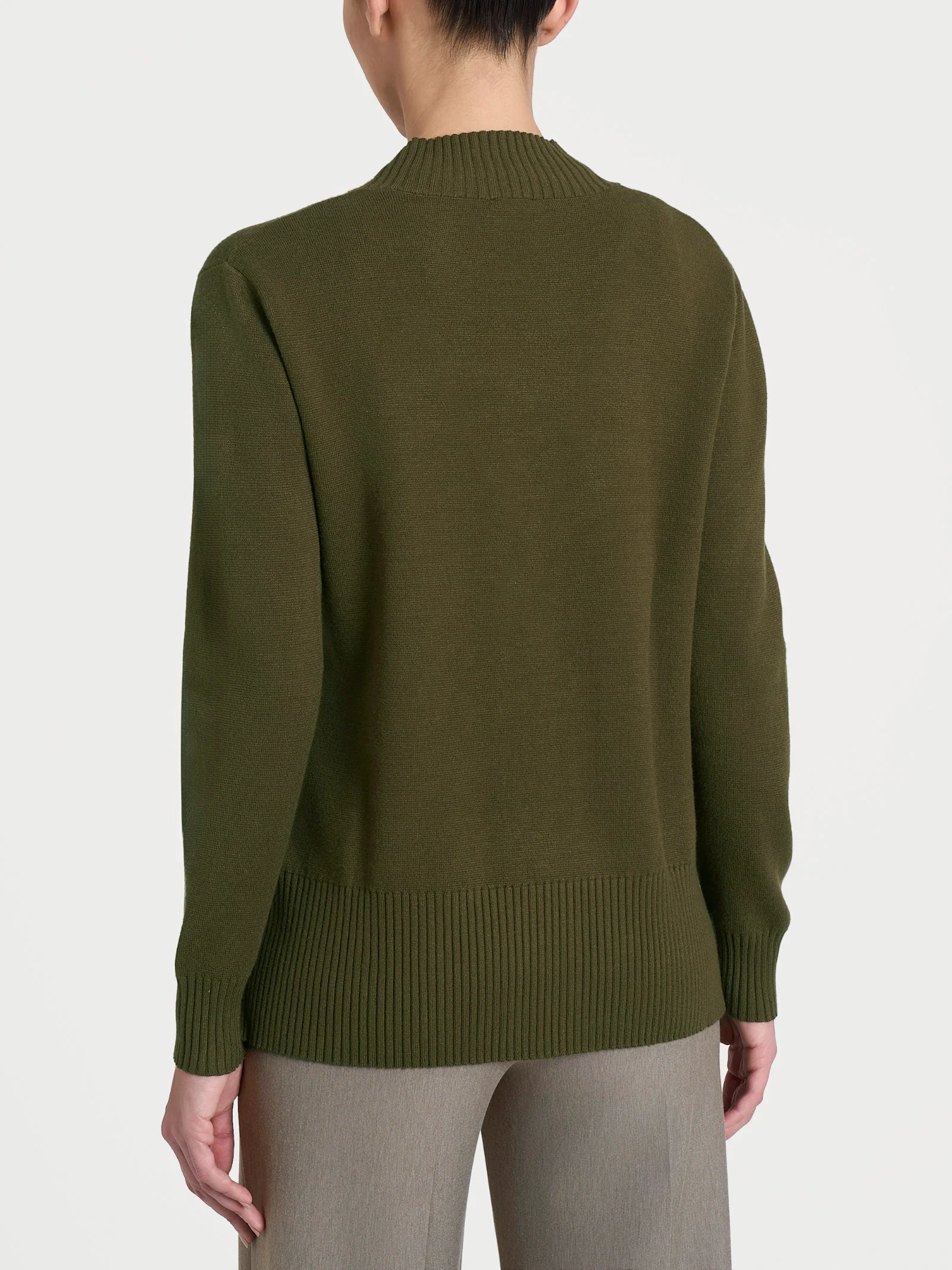 Cardigan asimmetrico con bottoni in Super Soft - Dark Olive - Image 2