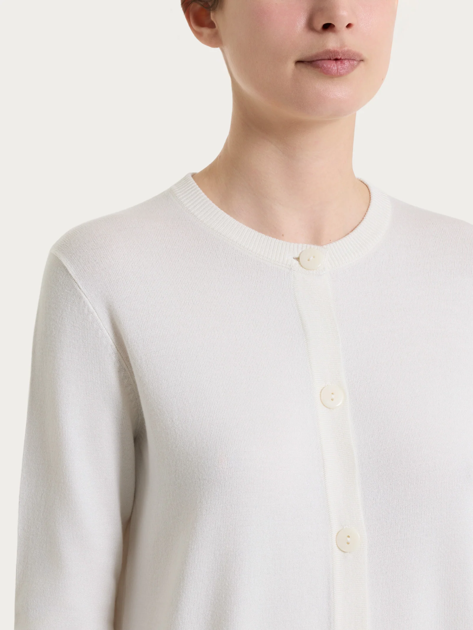 Cardigan con bottoni in Summertime - Avorio - Image 3