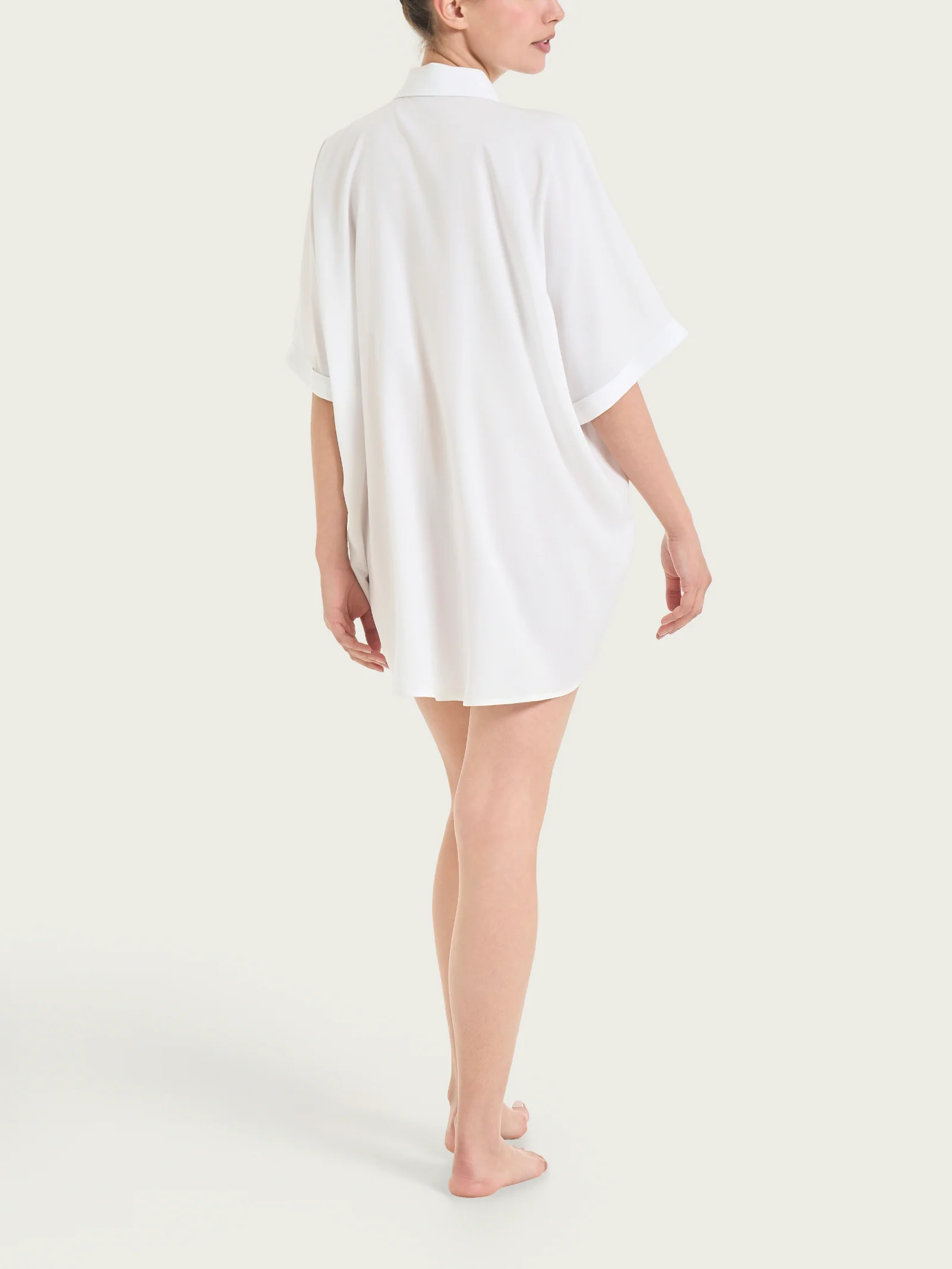 Chemisier con manica kimono in EcoSeta - Bianco - Image 2