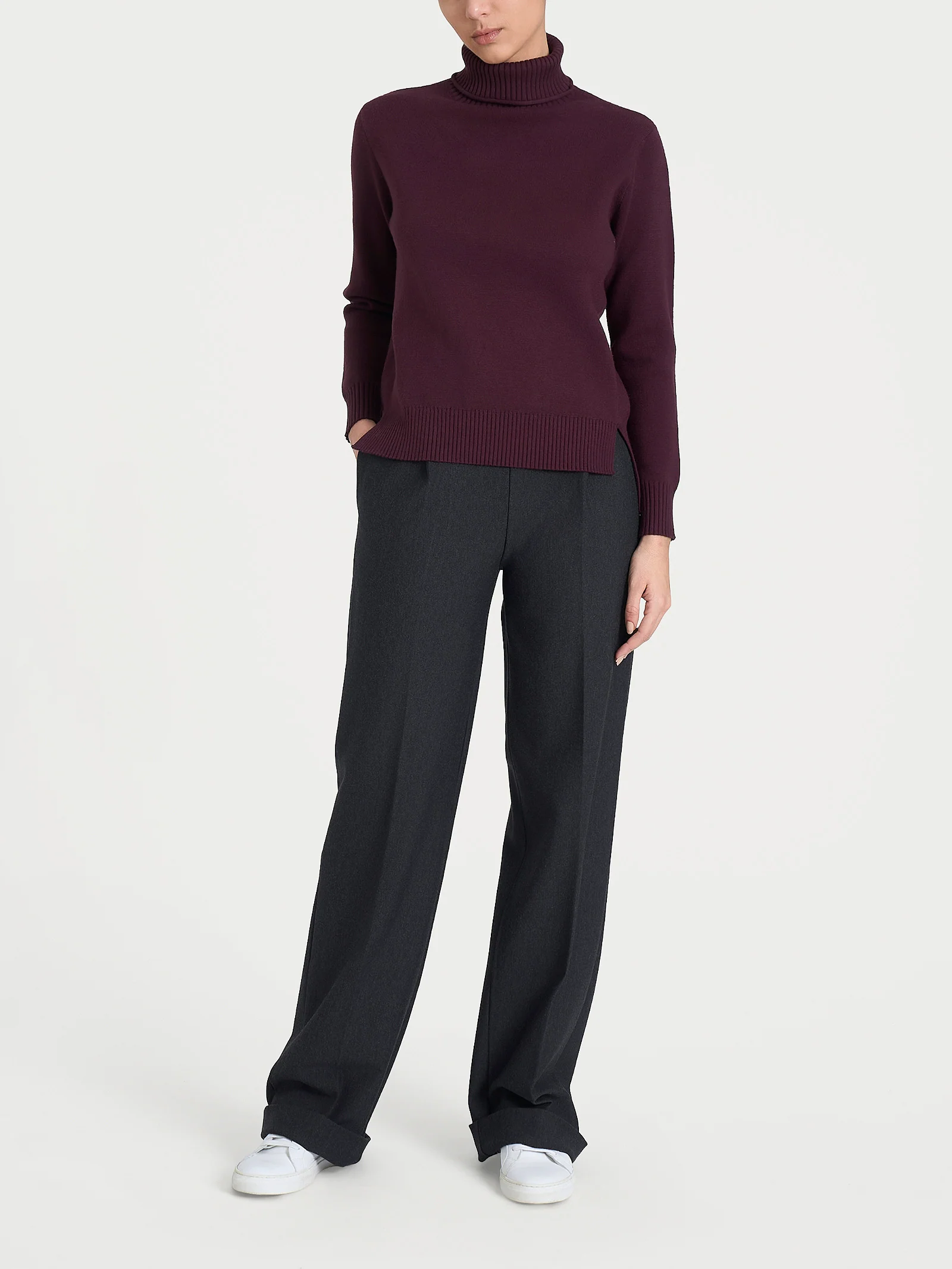 Dolcevita asimmetrico in Super Soft - Fig - Image 5