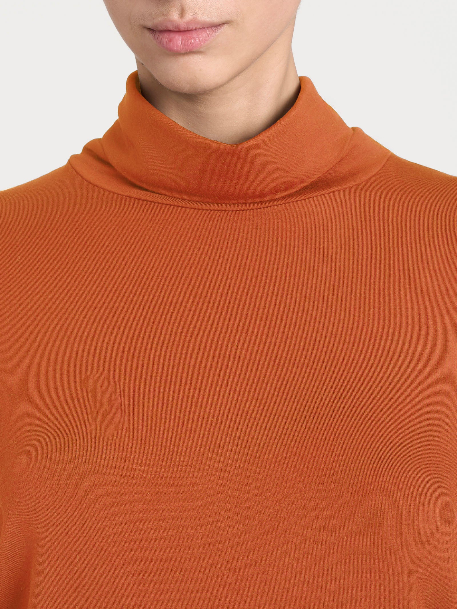 Dolcevita in Eco Viscosa - Rust - Image 3