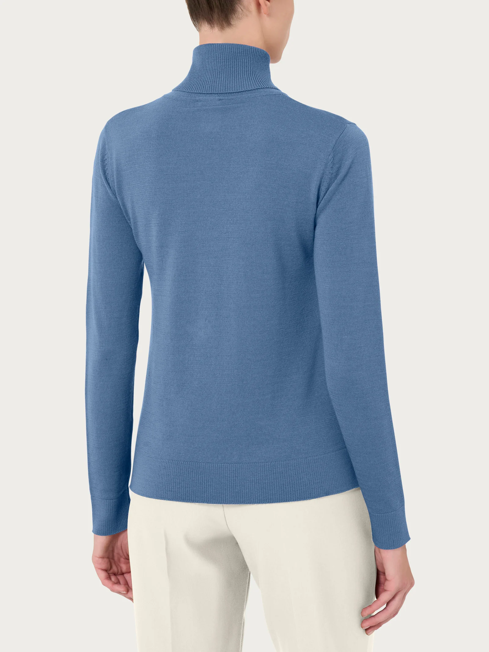 Dolcevita in Merino Soft - Colony Blue - Image 2