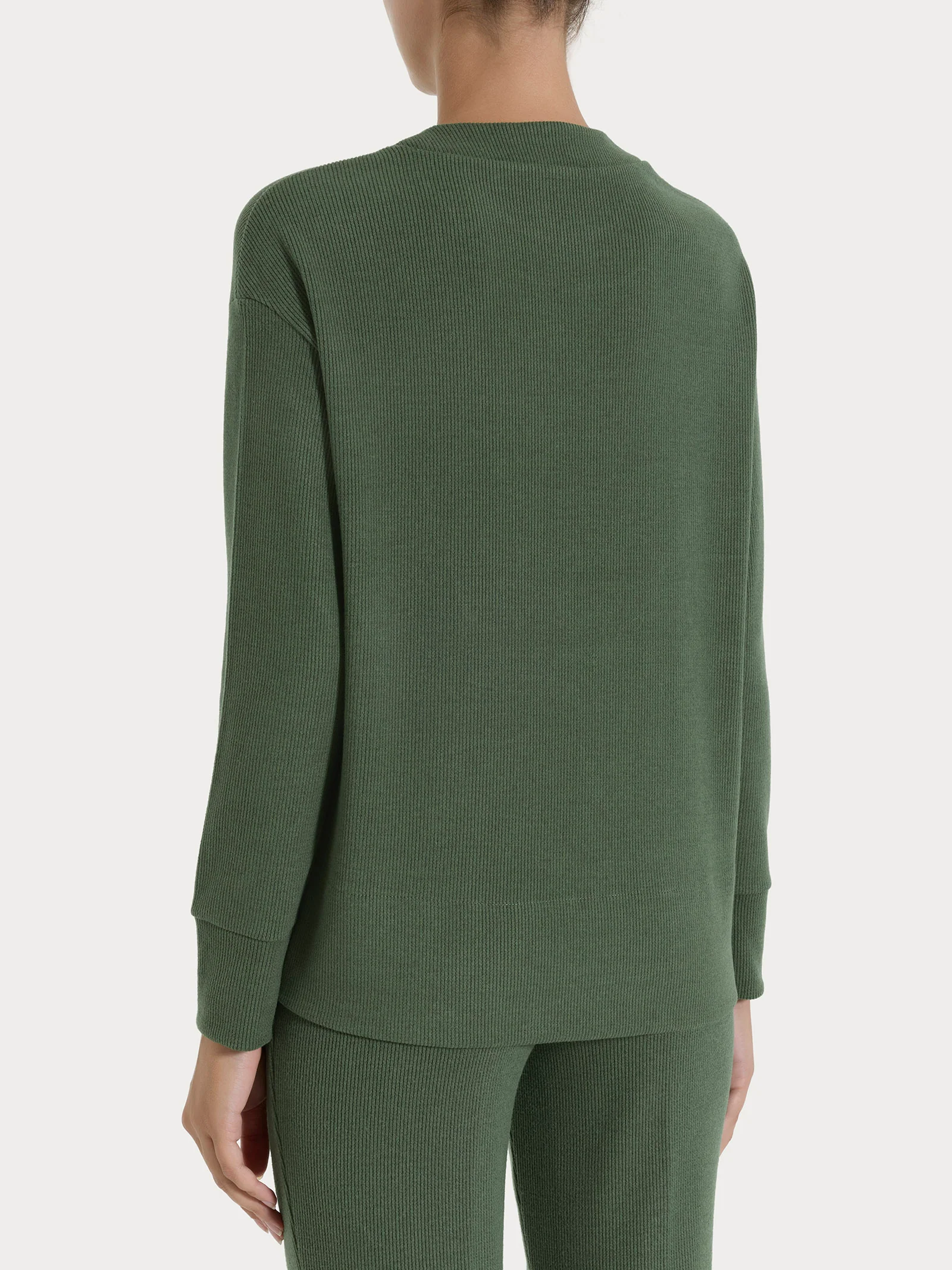 Felpa girocollo in Velvet  - Bronze Green - Image 2