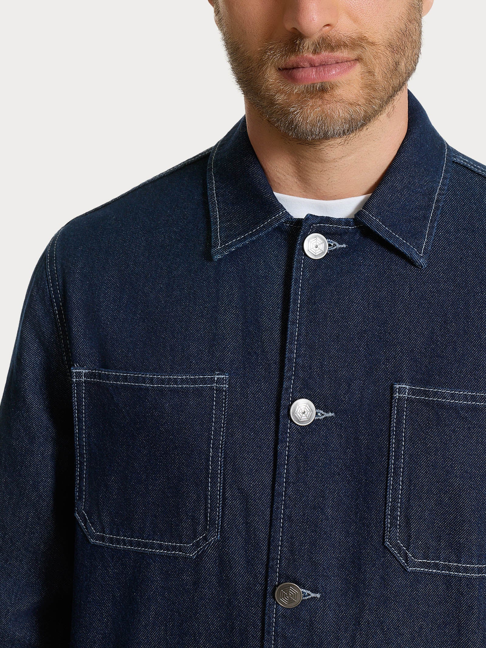 Giacca corta Utility in Raw Denim  - Dark Navy - Image 3