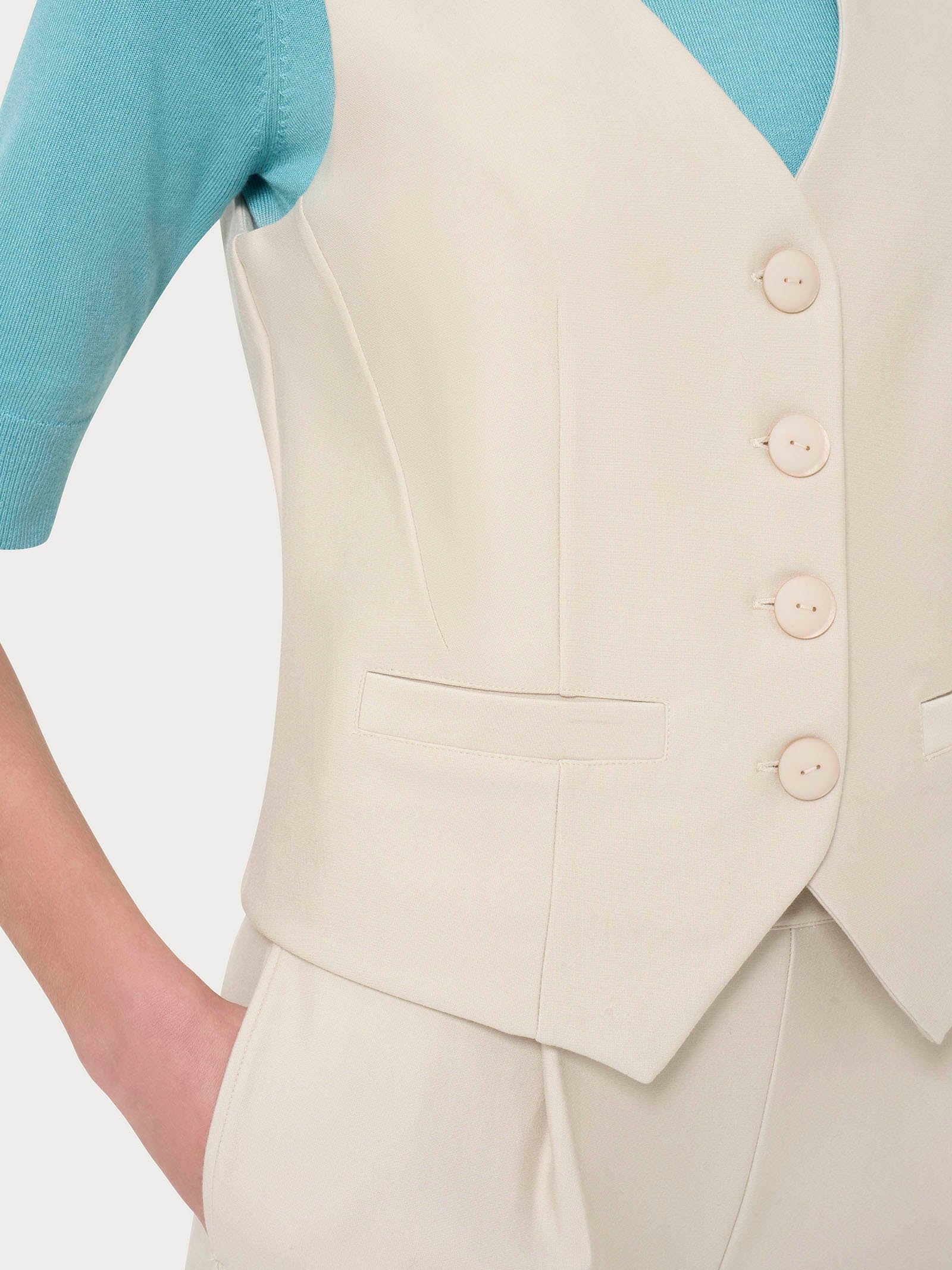 Gilet con quattro bottoni in Compact  - Champignon - Image 3